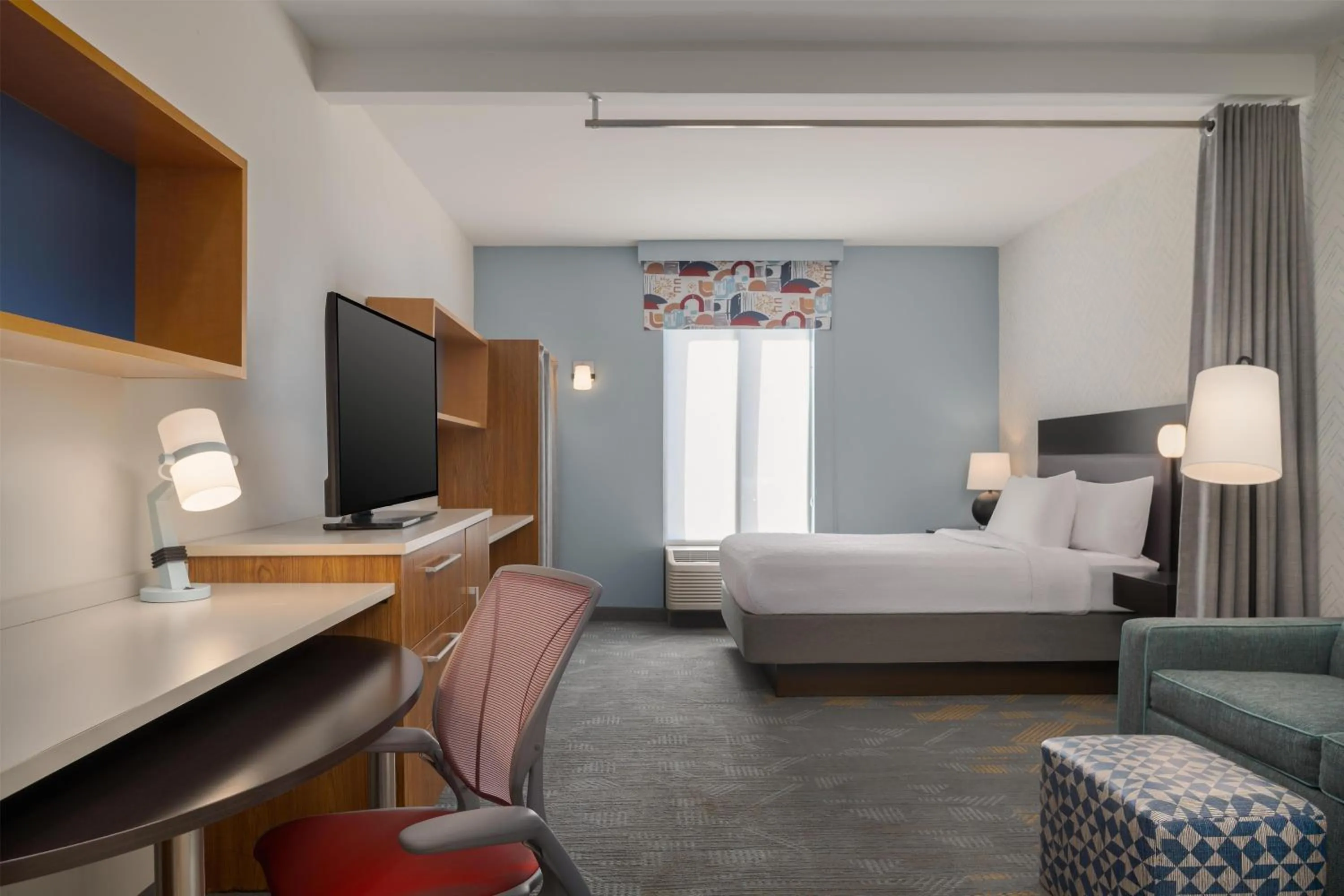 Bed in Home2 Suites by Hilton Biloxi/North/D'Iberville