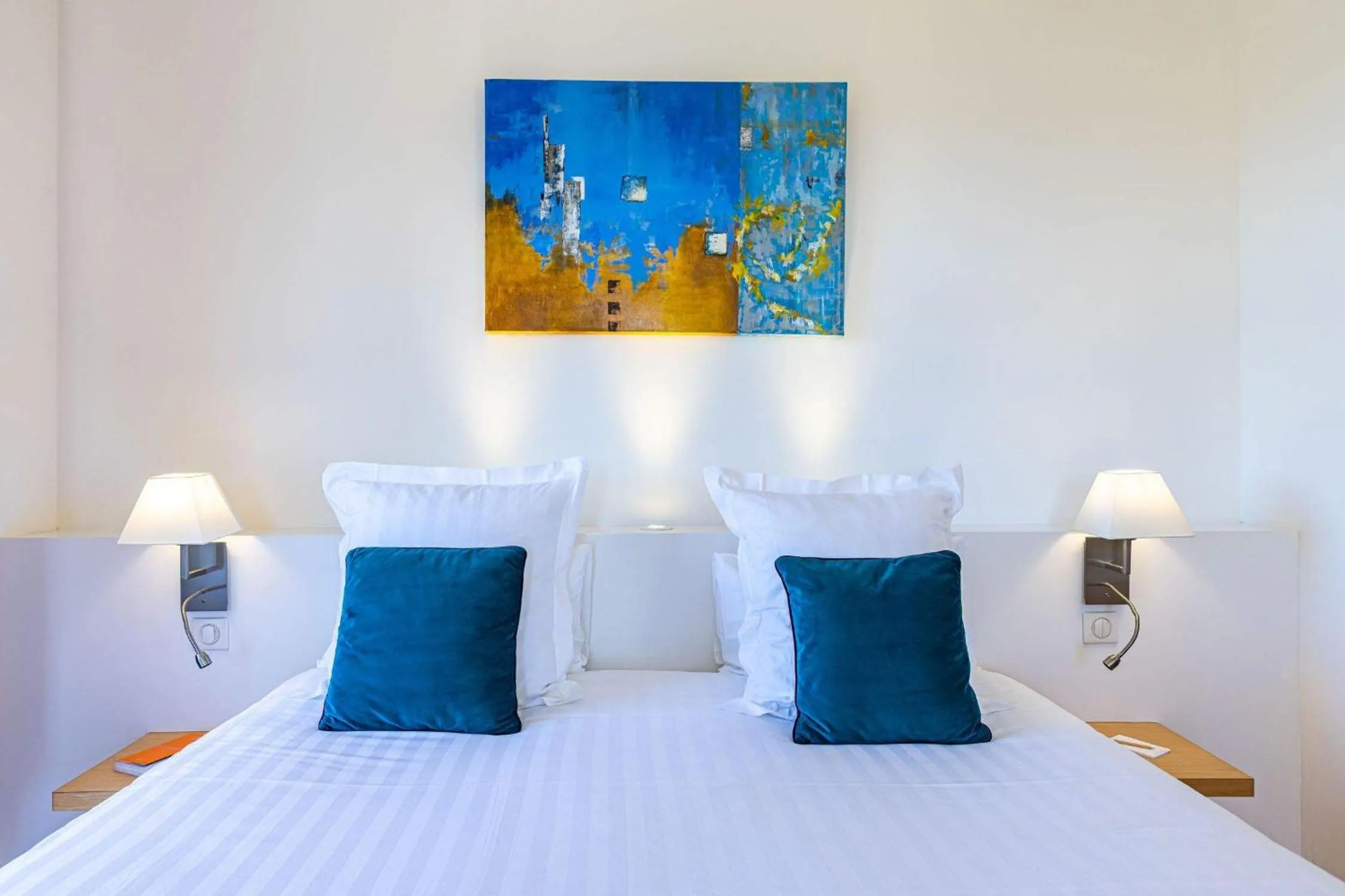 Bedroom in Château & Spa de la Cueillette