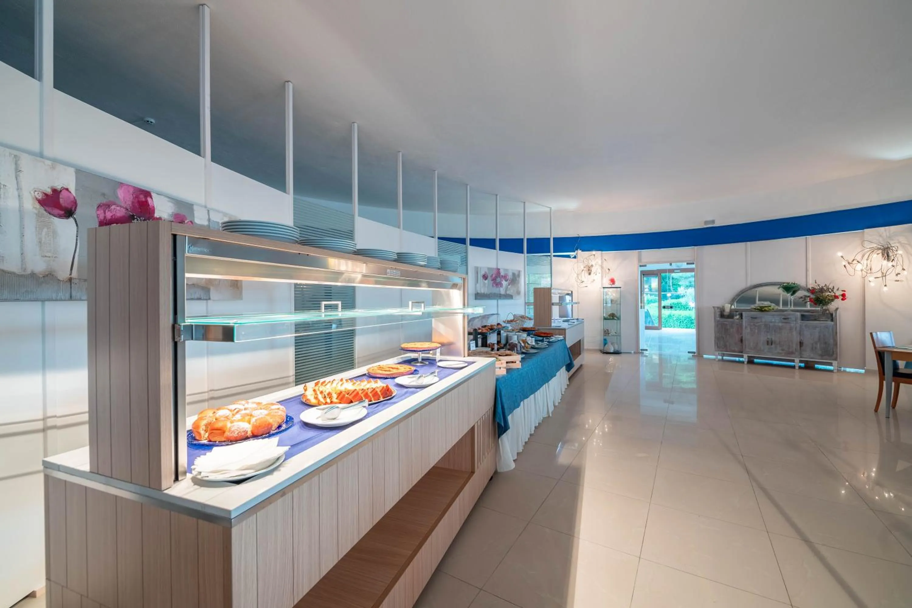 Buffet breakfast in Hotel Mira