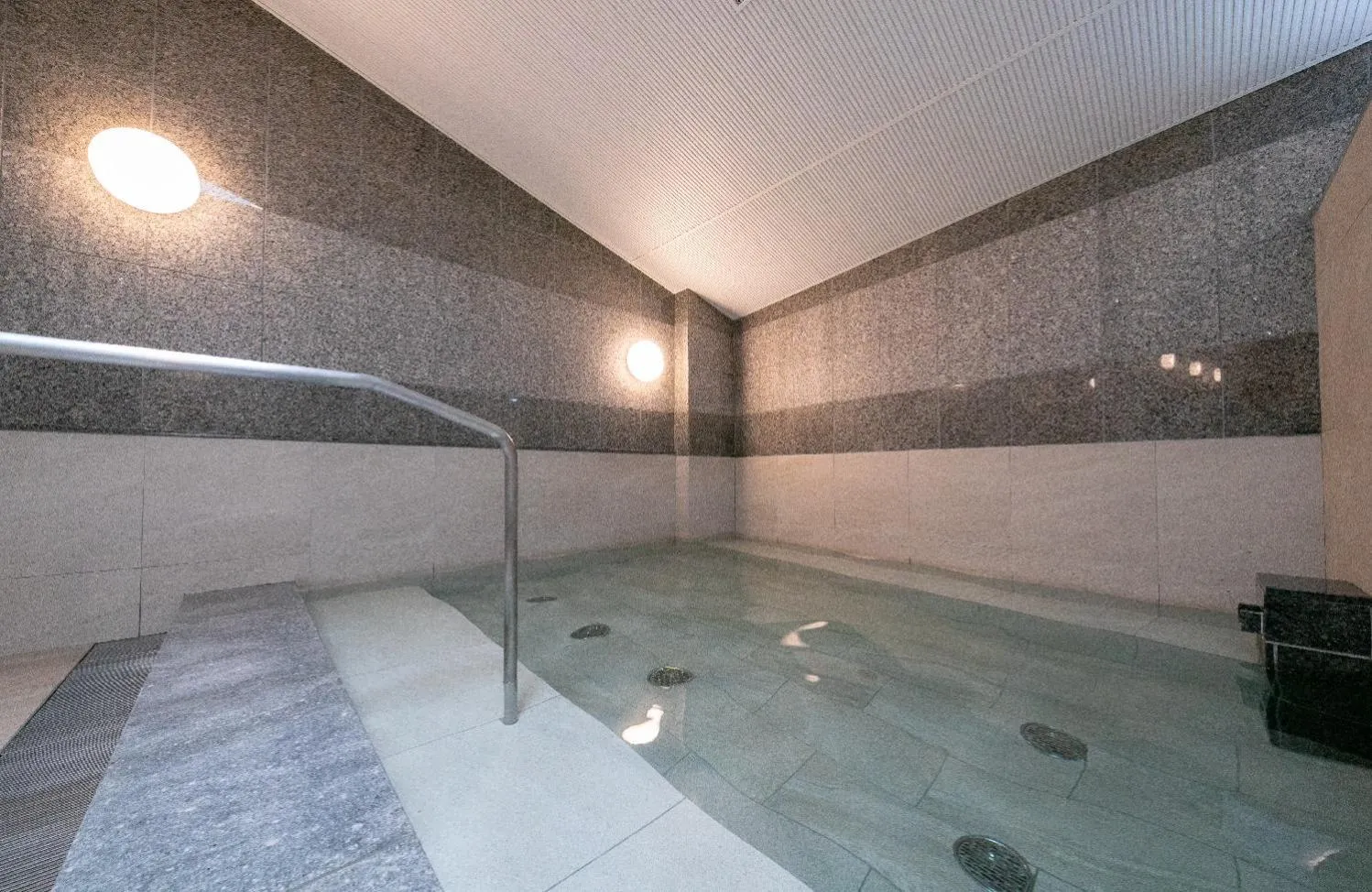 Public Bath in Ise Pearl Pier Hotel