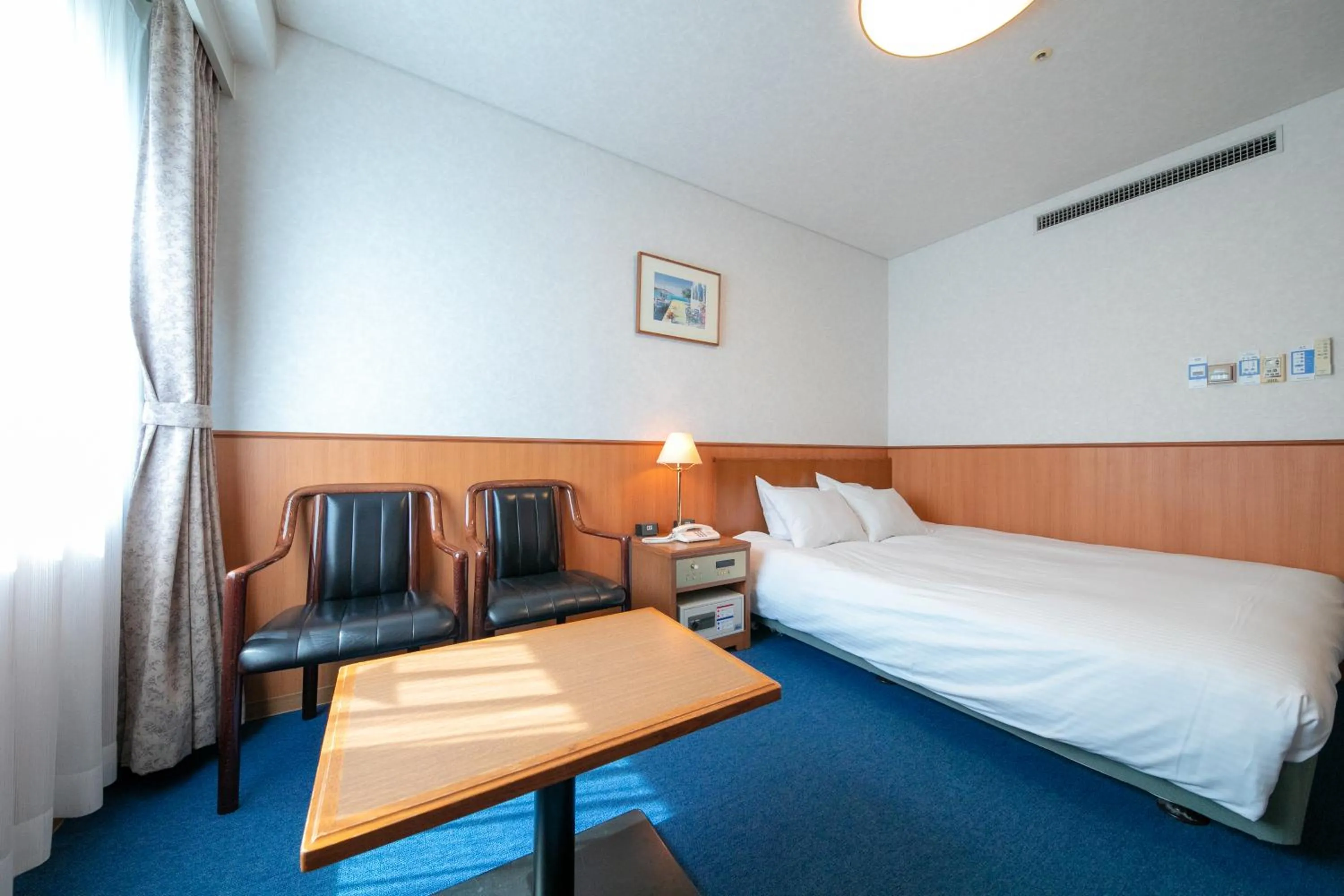 Photo of the whole room, Bed in Ise Pearl Pier Hotel