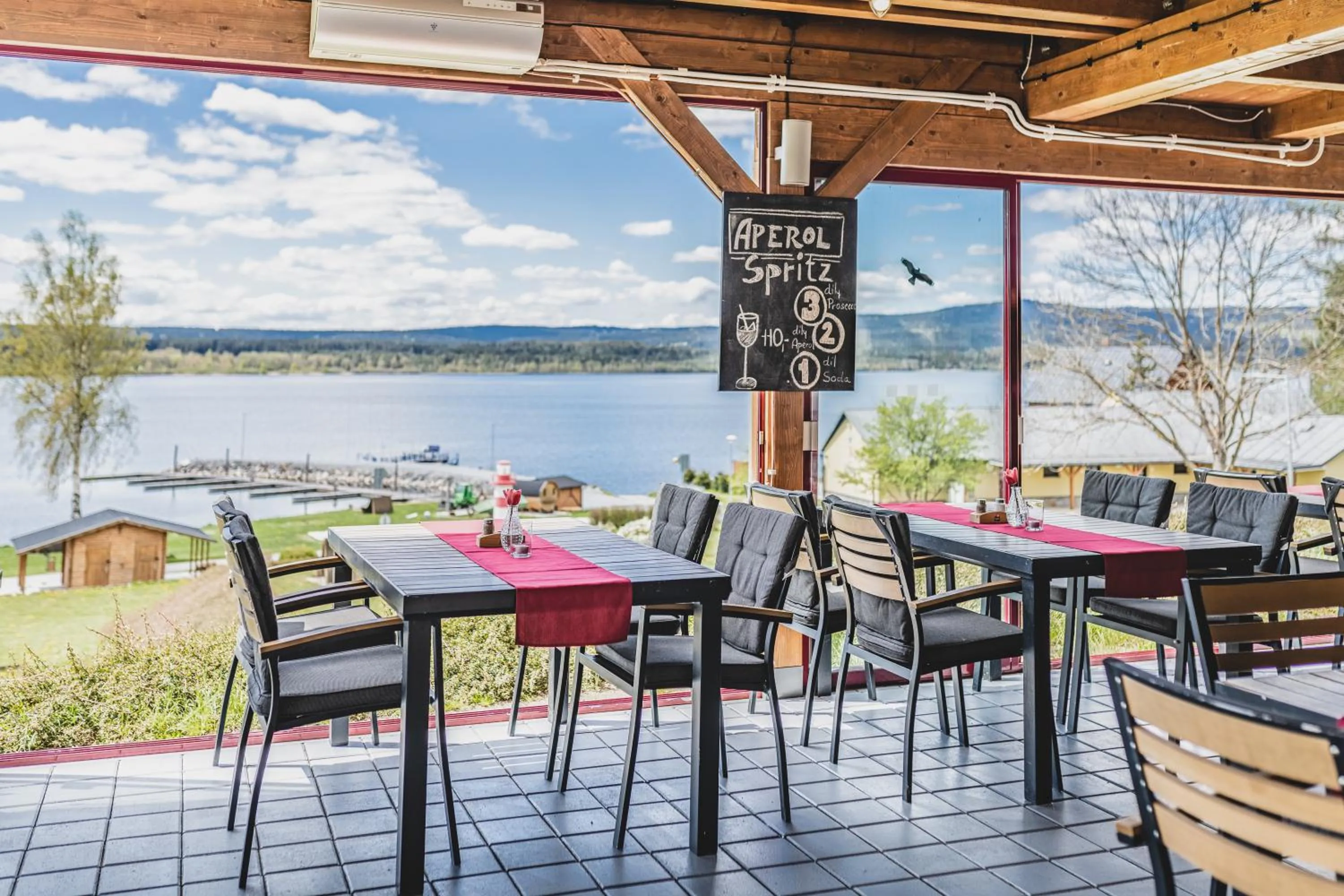 Restaurant/places to eat in Hotel Resort Relax