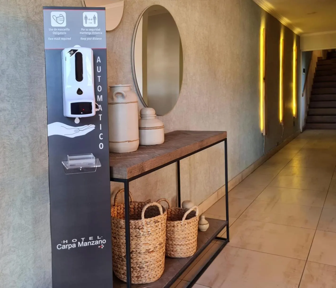 Lobby or reception in Hotel Carpa Manzano