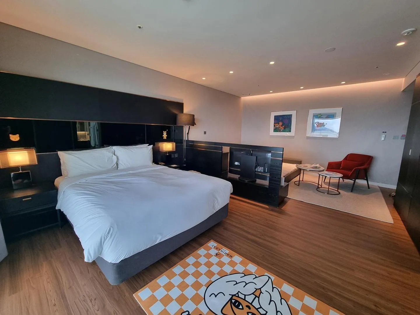 Bed in Hotel Marinabay Seoul