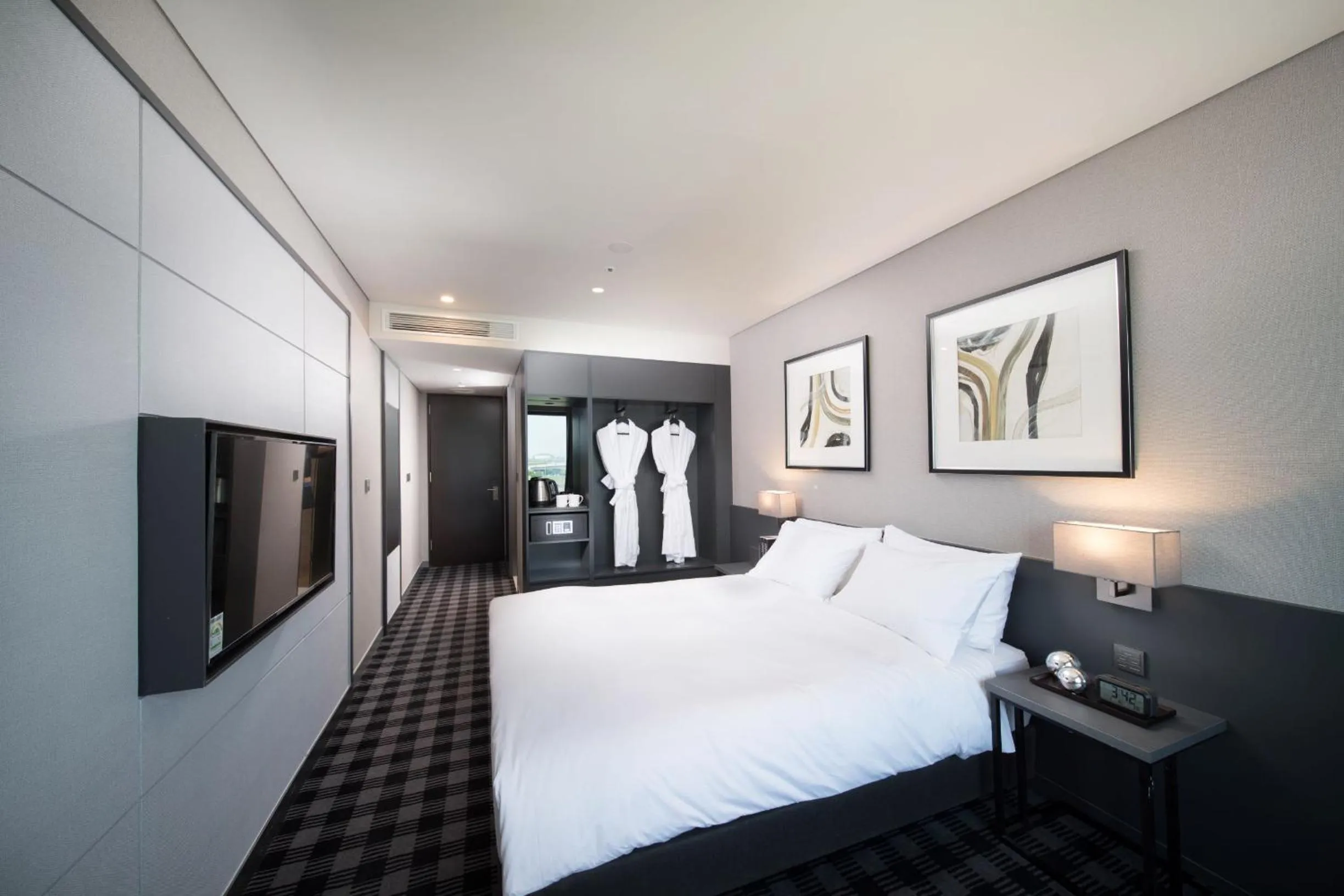 Bed in Hotel Marinabay Seoul