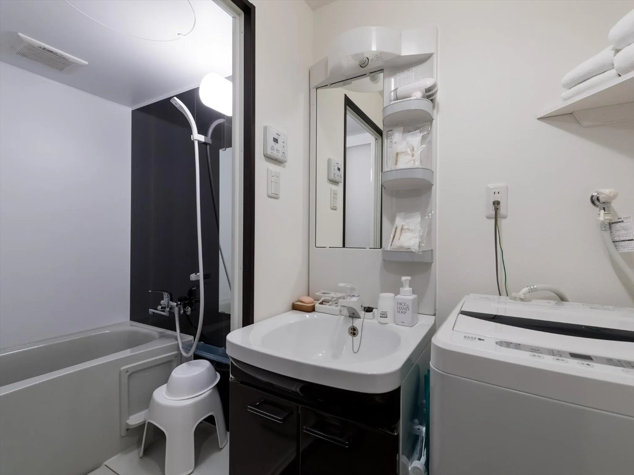 Bathroom in Hotel Tomas Nago