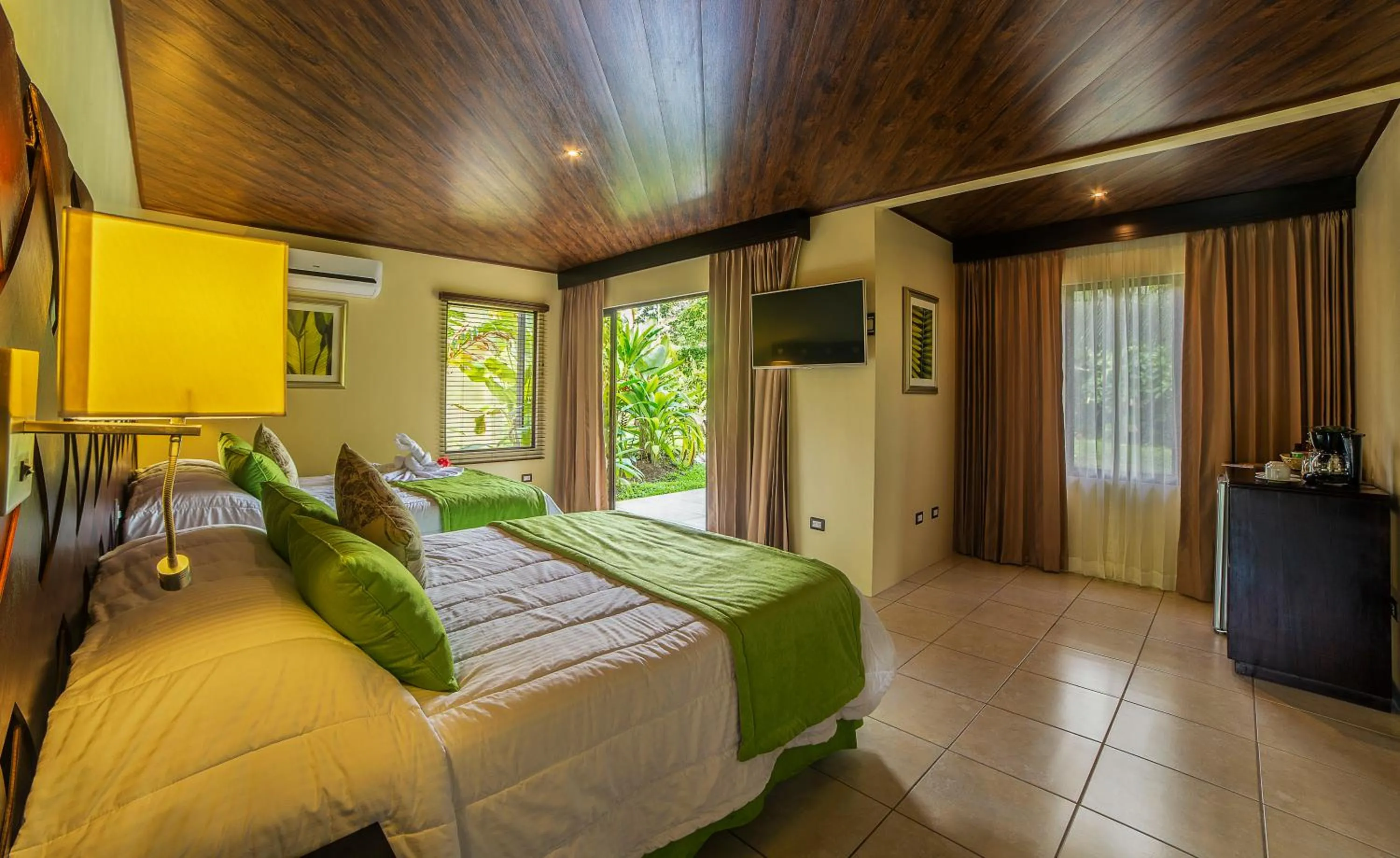 Photo of the whole room, Bed in Casa Luna Hotel & Spa