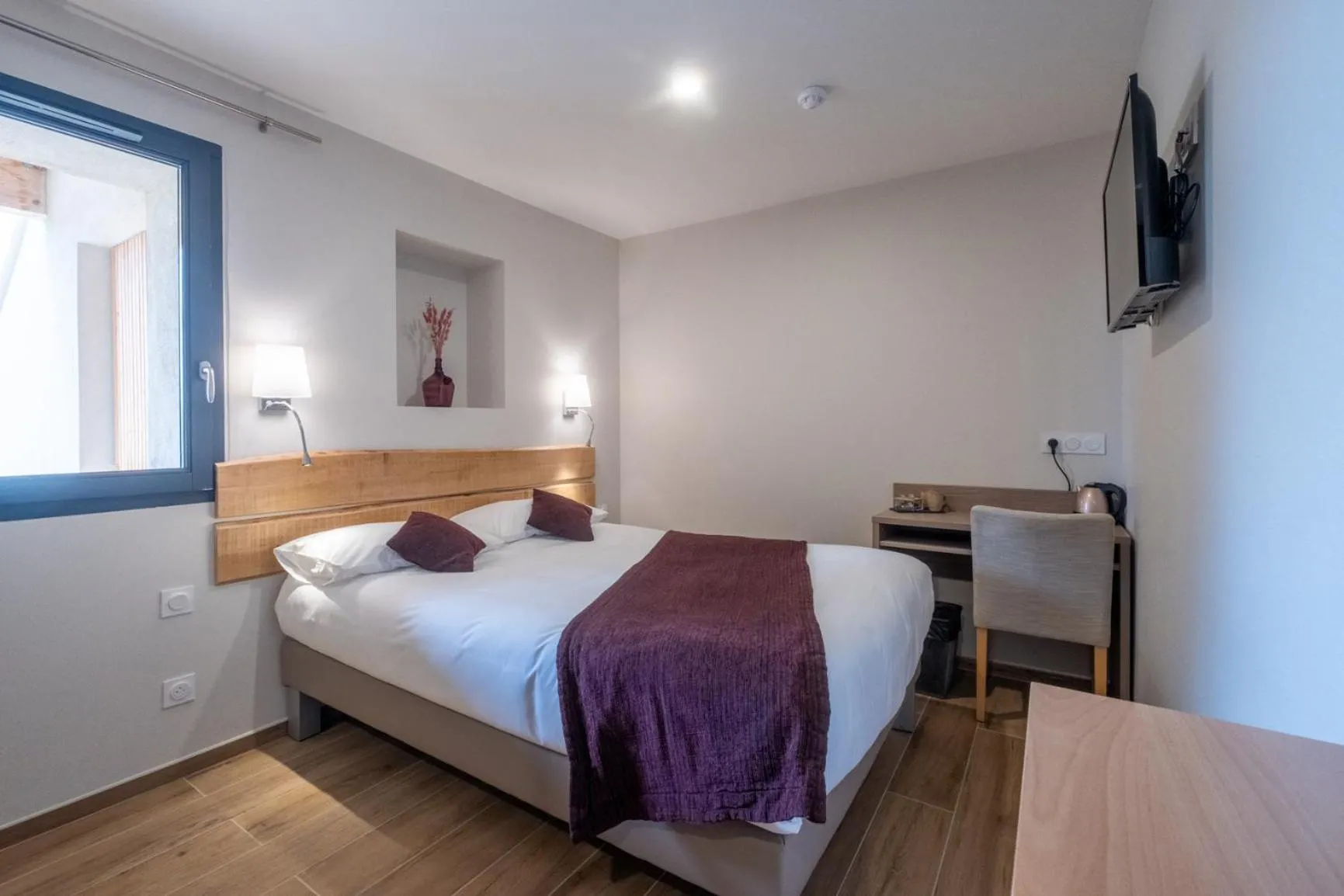 Photo of the whole room, Bed in Logis Hôtel Les Vieilles Granges