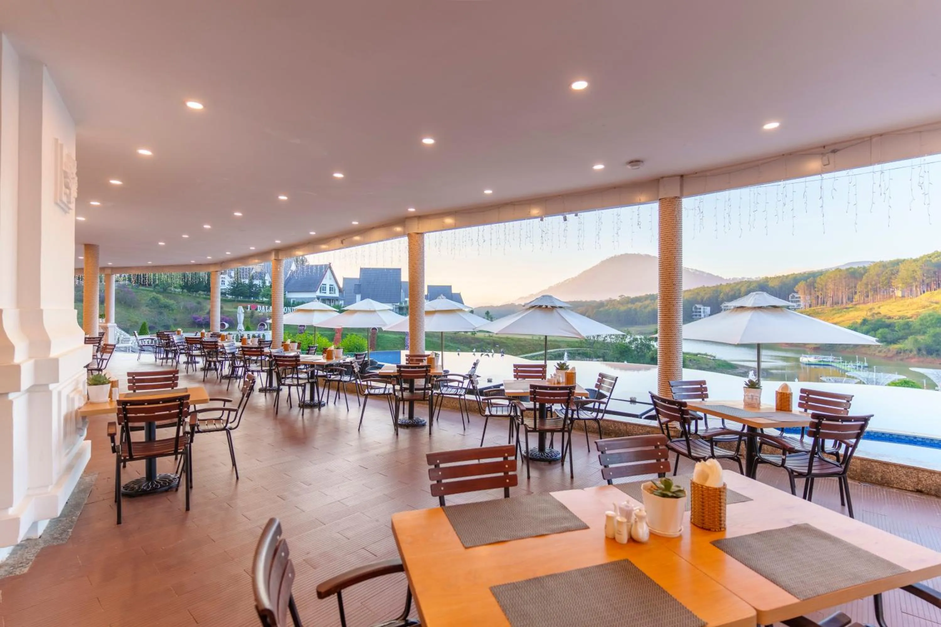 Restaurant/places to eat in Dalat Wonder Resort