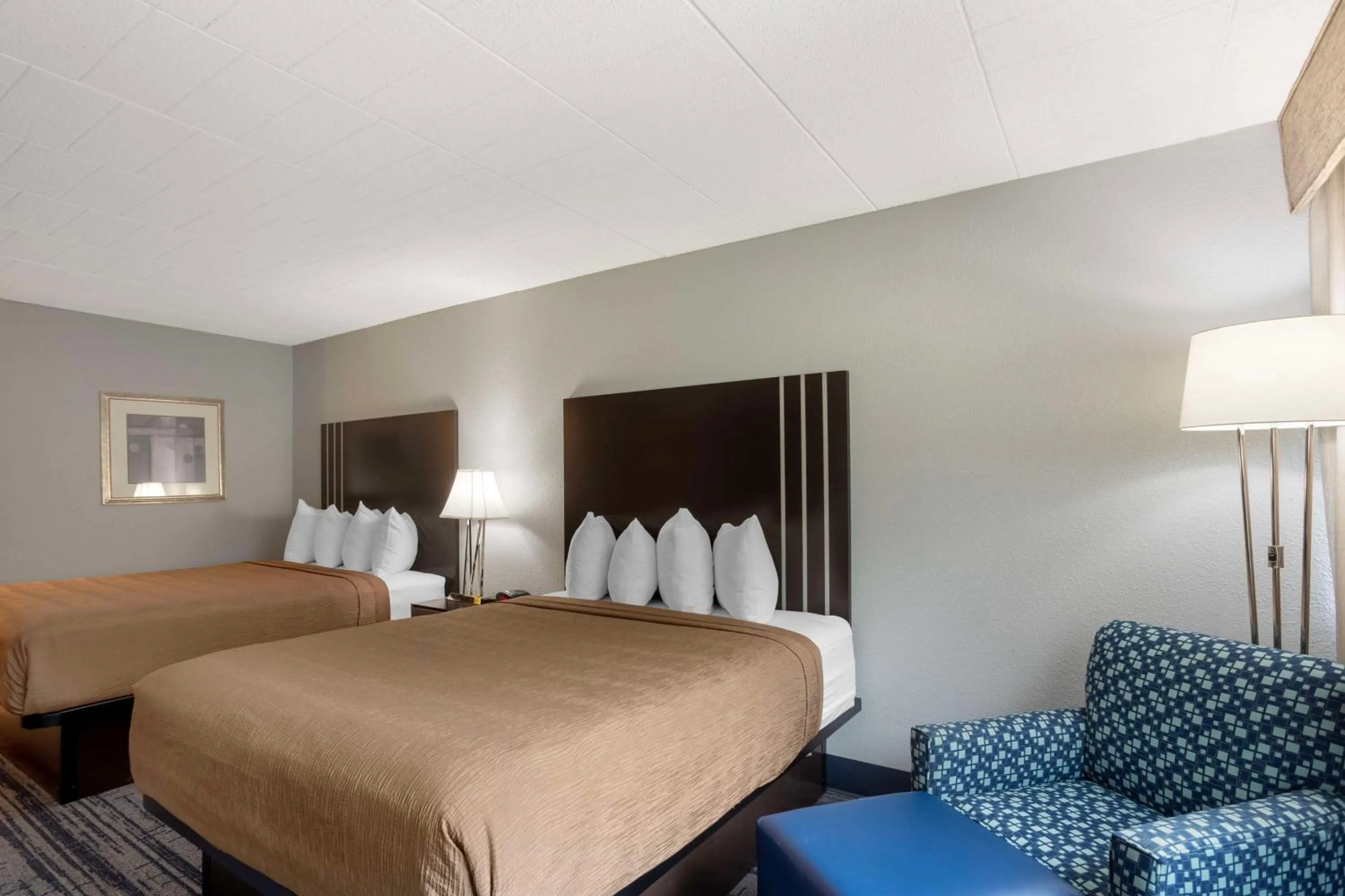 Bedroom, Bed in Best Western Plus Reading Inn & Suites