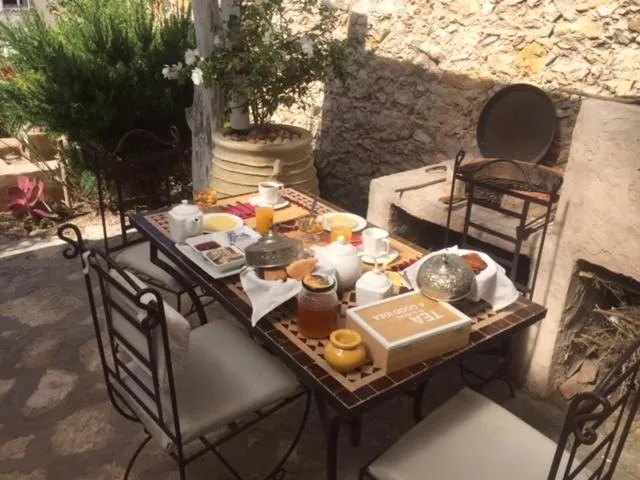 Continental breakfast in Villa Salvatore