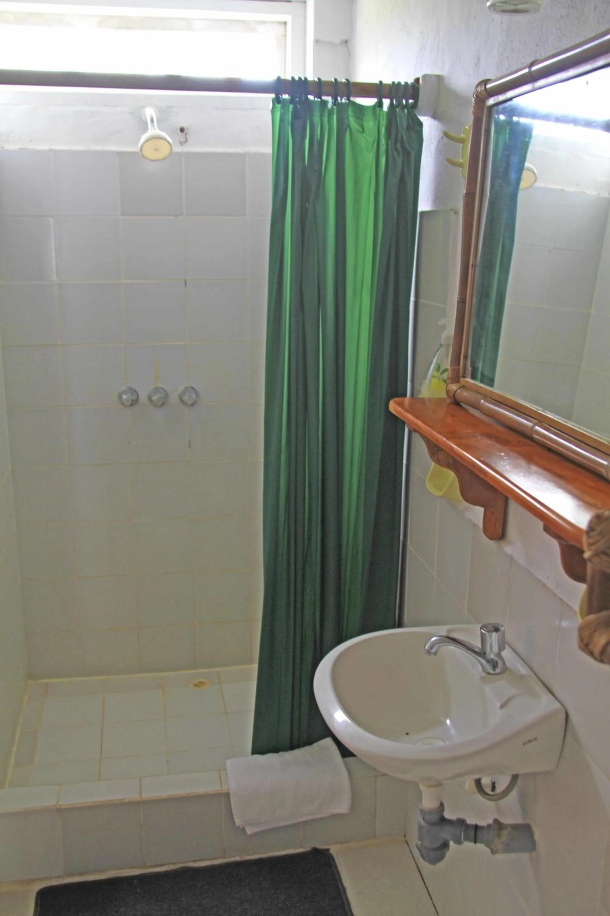 Bathroom in Galapagos Chalet