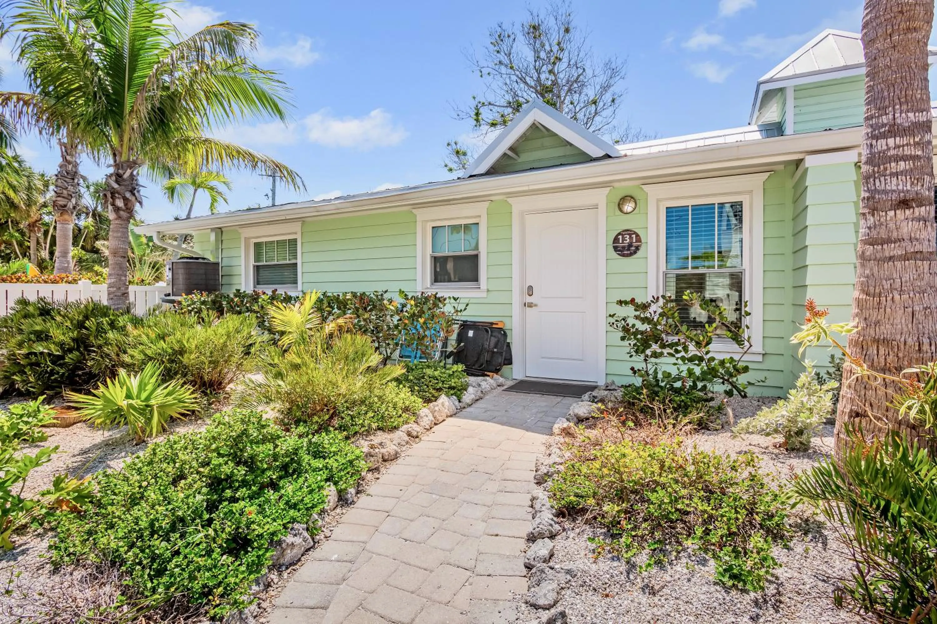 Tropical Breeze Resort