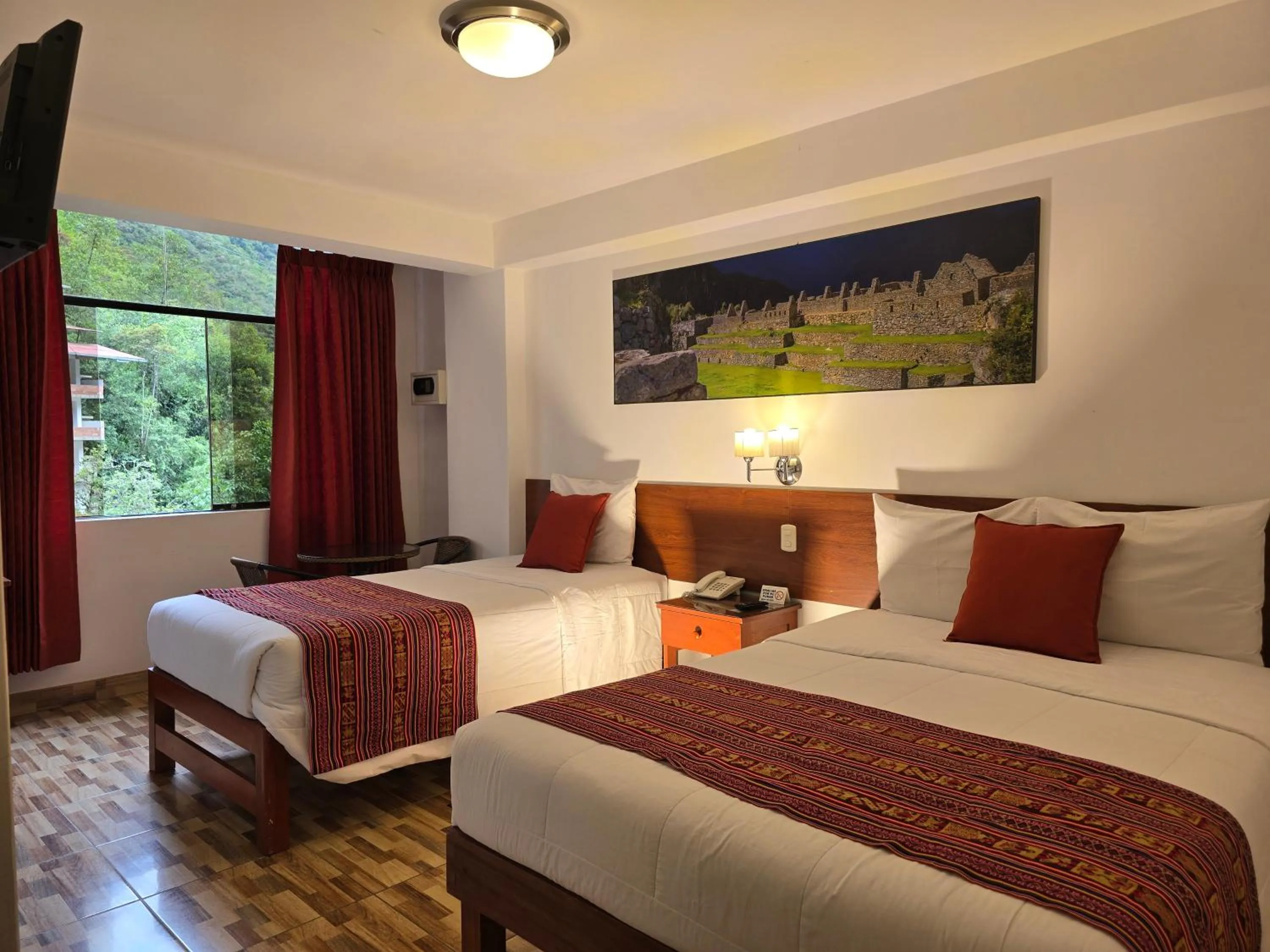 Bed in Viandina Machupicchu