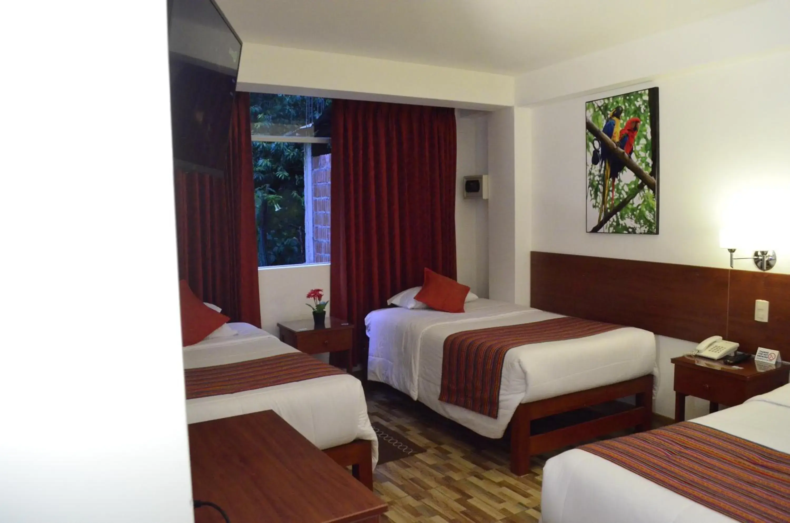 Triple Room in Viandina Machupicchu Triple Room in Viandina Machupicchu