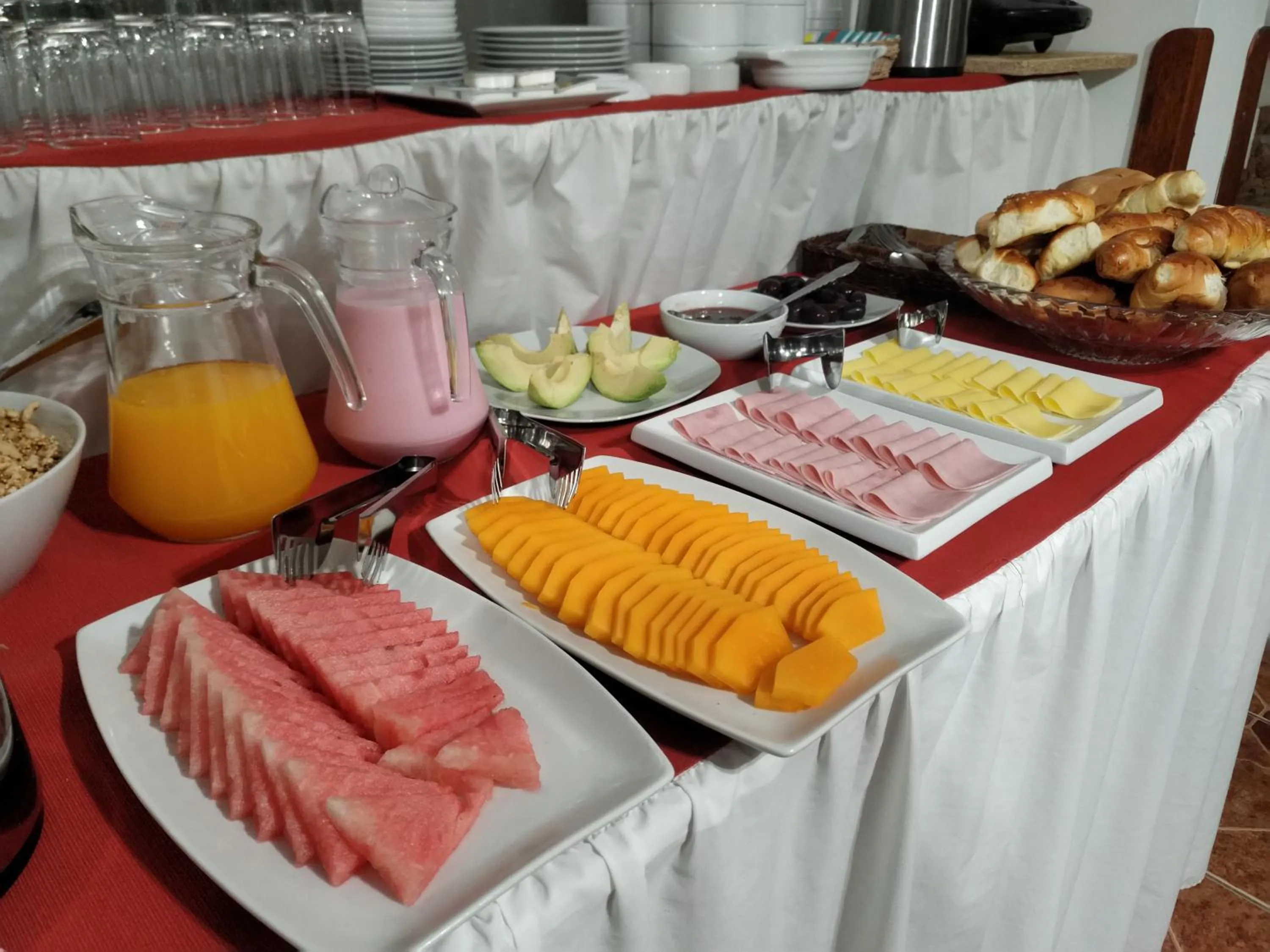 Breakfast in Viandina Machupicchu