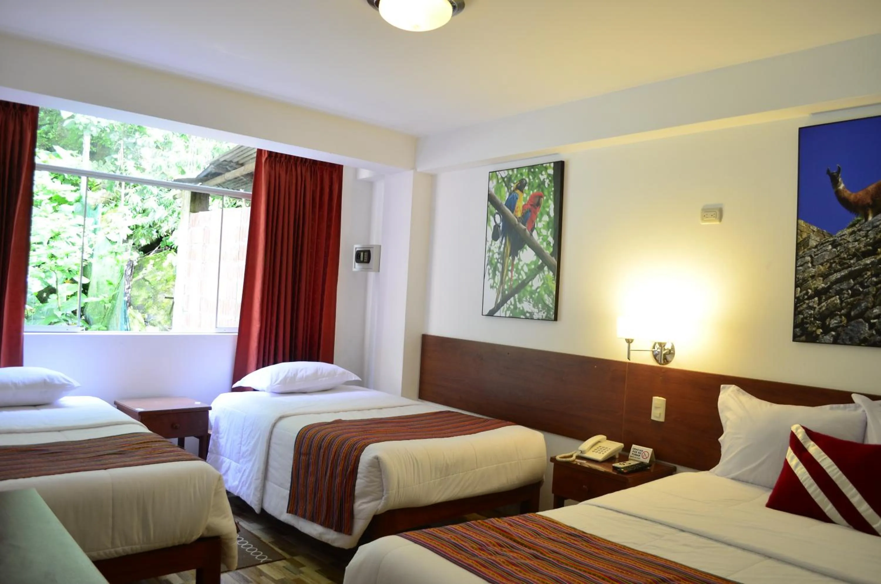 Bed in Viandina Machupicchu