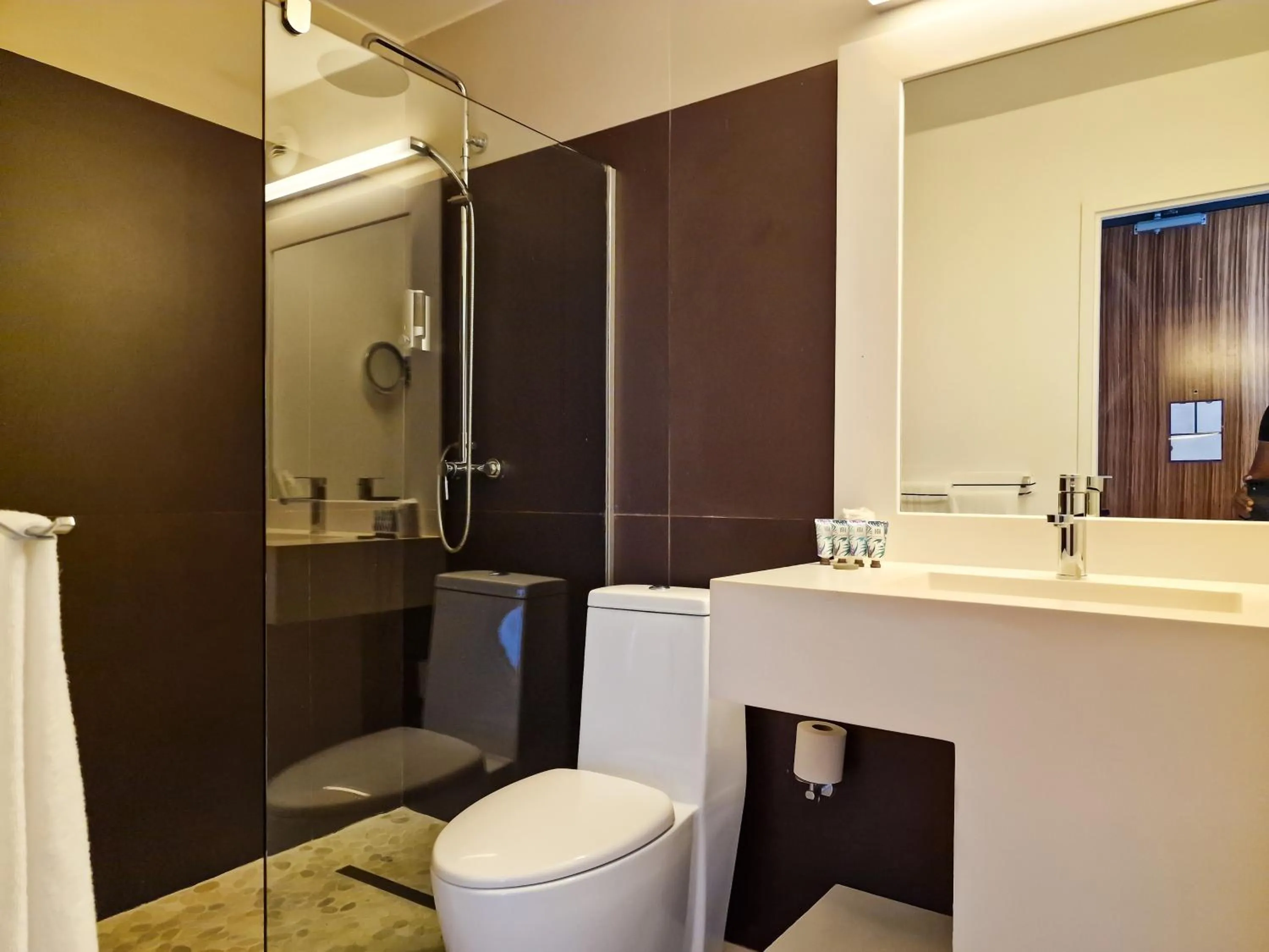 Shower in Hommage Hotel & Residences