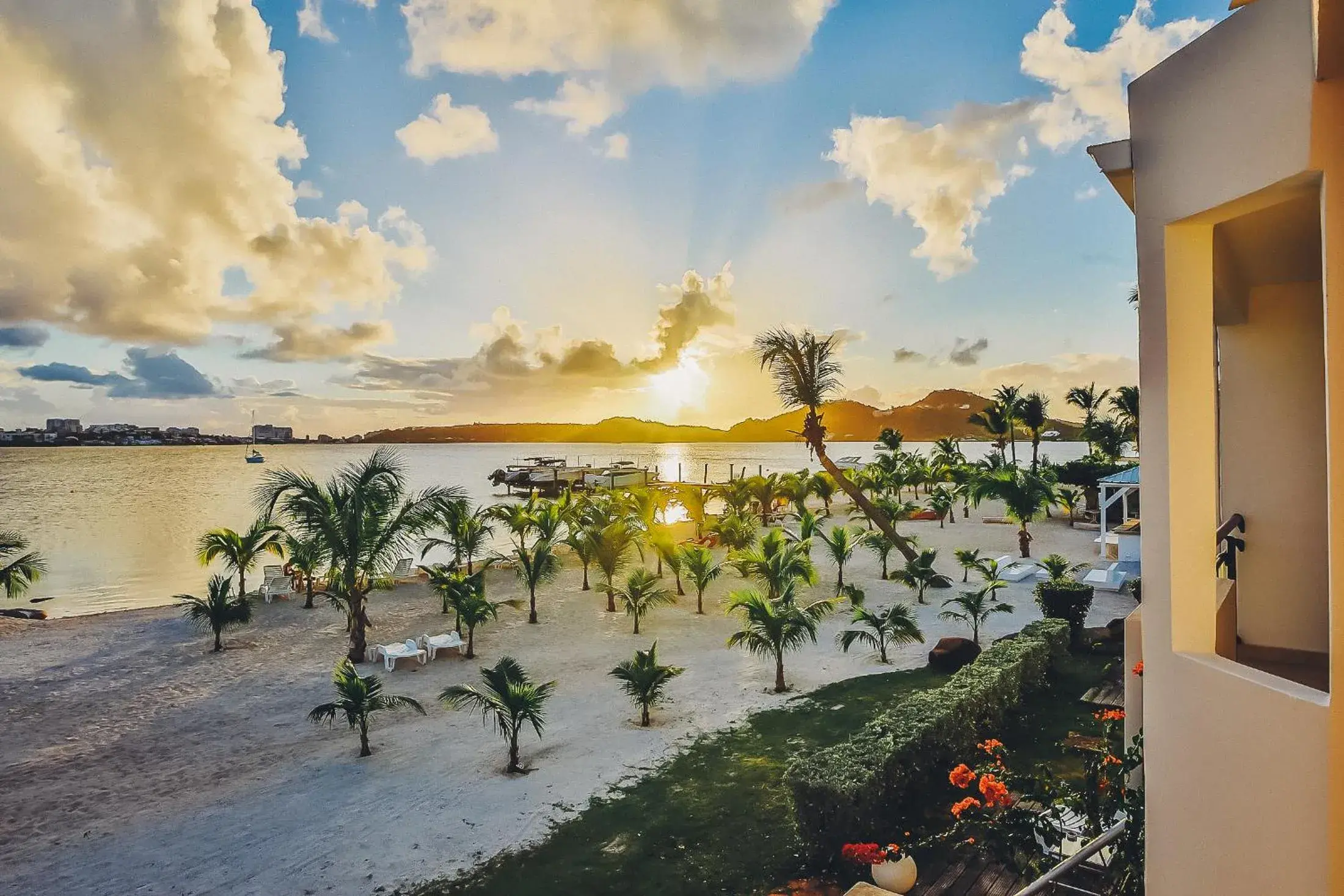 Hommage Hotel & Residences Hommage Hotel & Residences