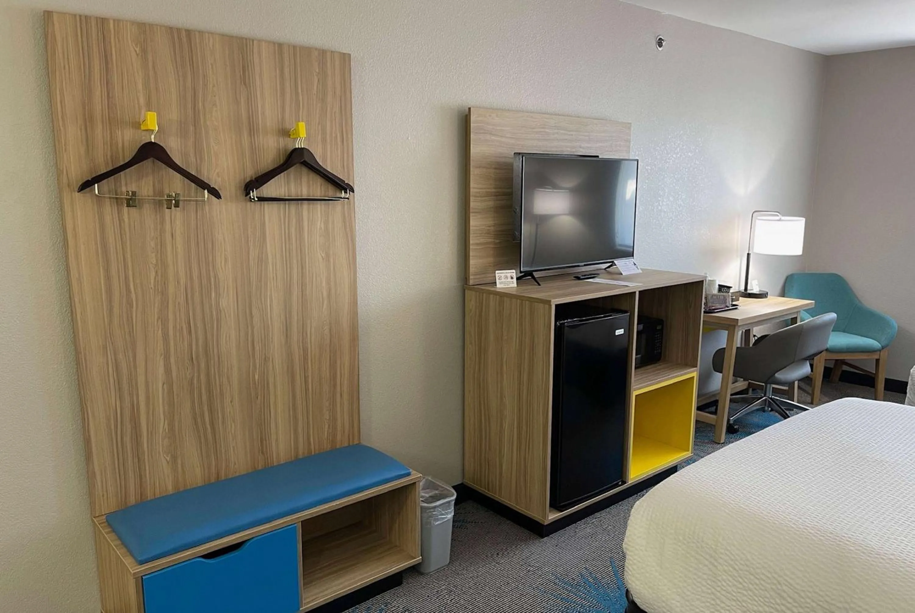 Photo of the whole room, Bed in Days Inn by Wyndham Imlay City