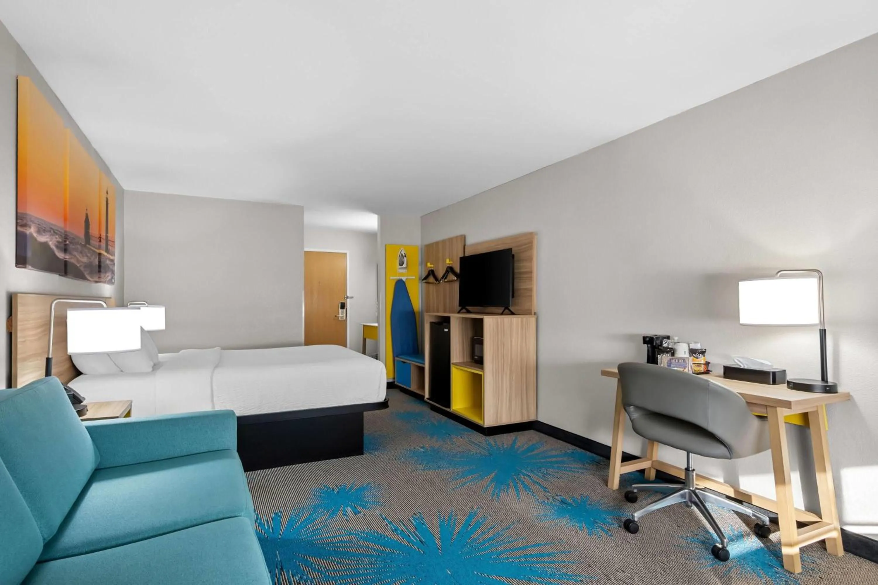 Photo of the whole room, Bed in Days Inn by Wyndham Imlay City