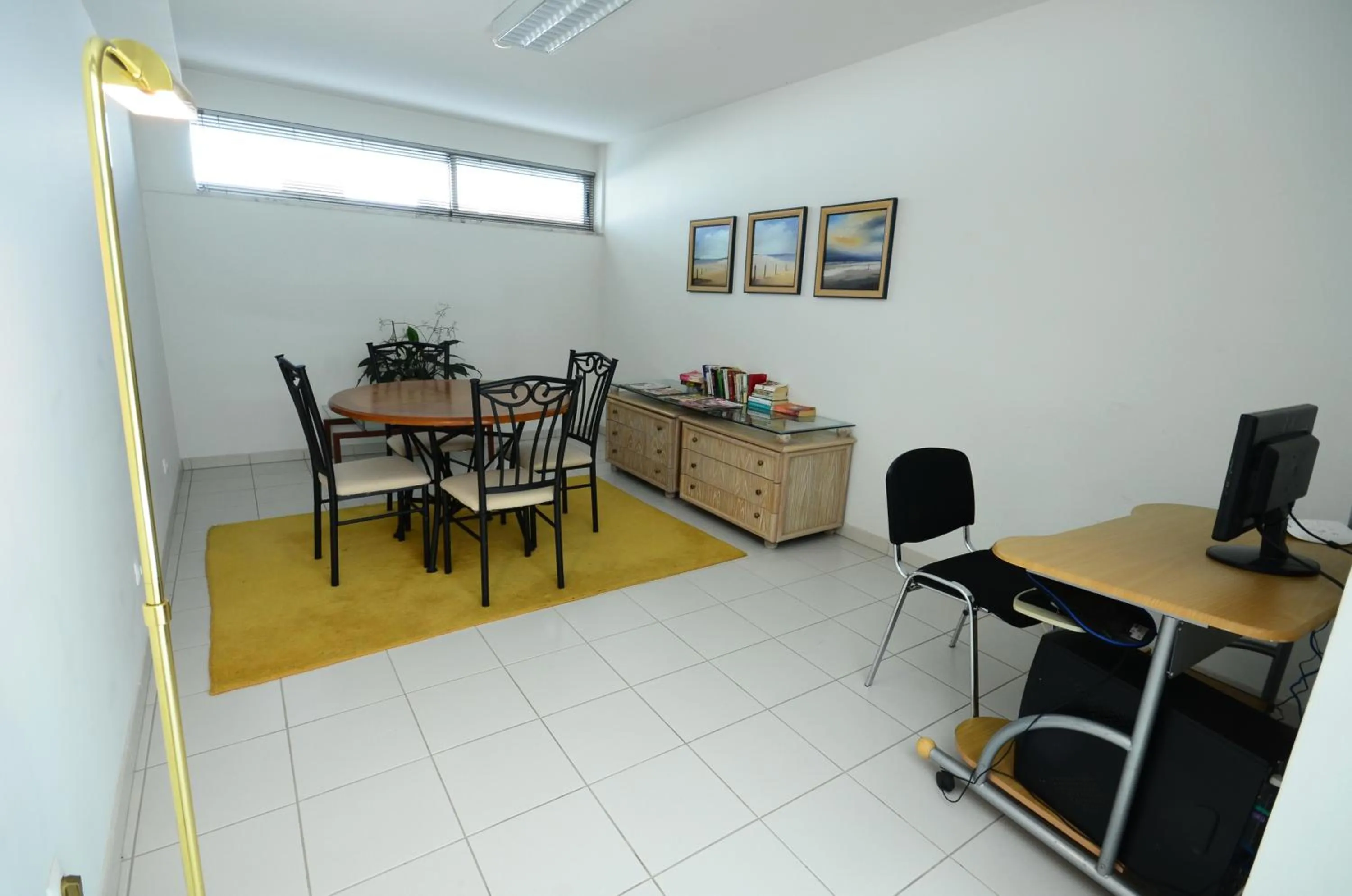 Communal lounge/ TV room in Hotel Sao Sebastiao de Boliqueime