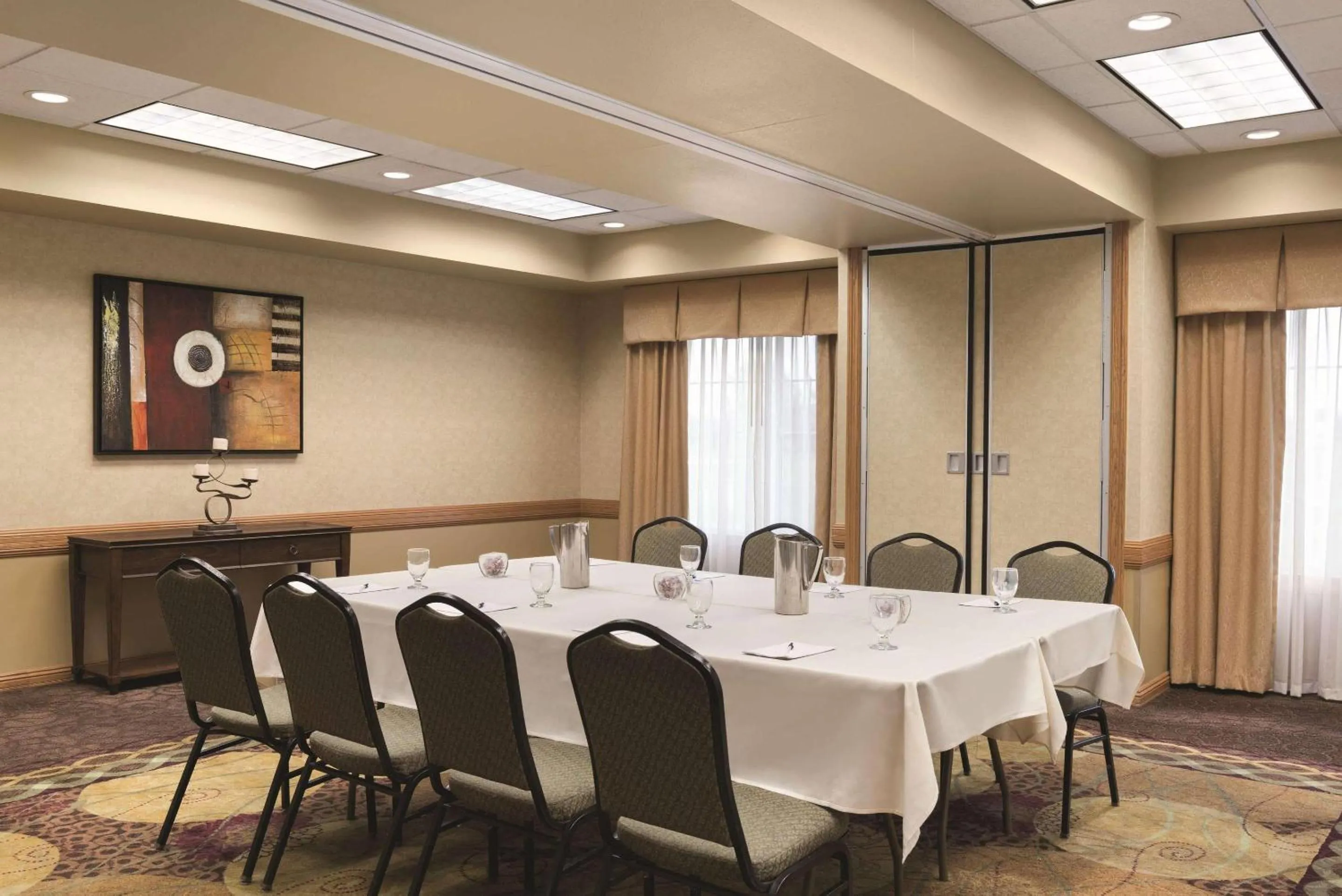 Meeting/conference room in Country Inn & Suites by Radisson, Mankato Hotel and Conference Center, MN