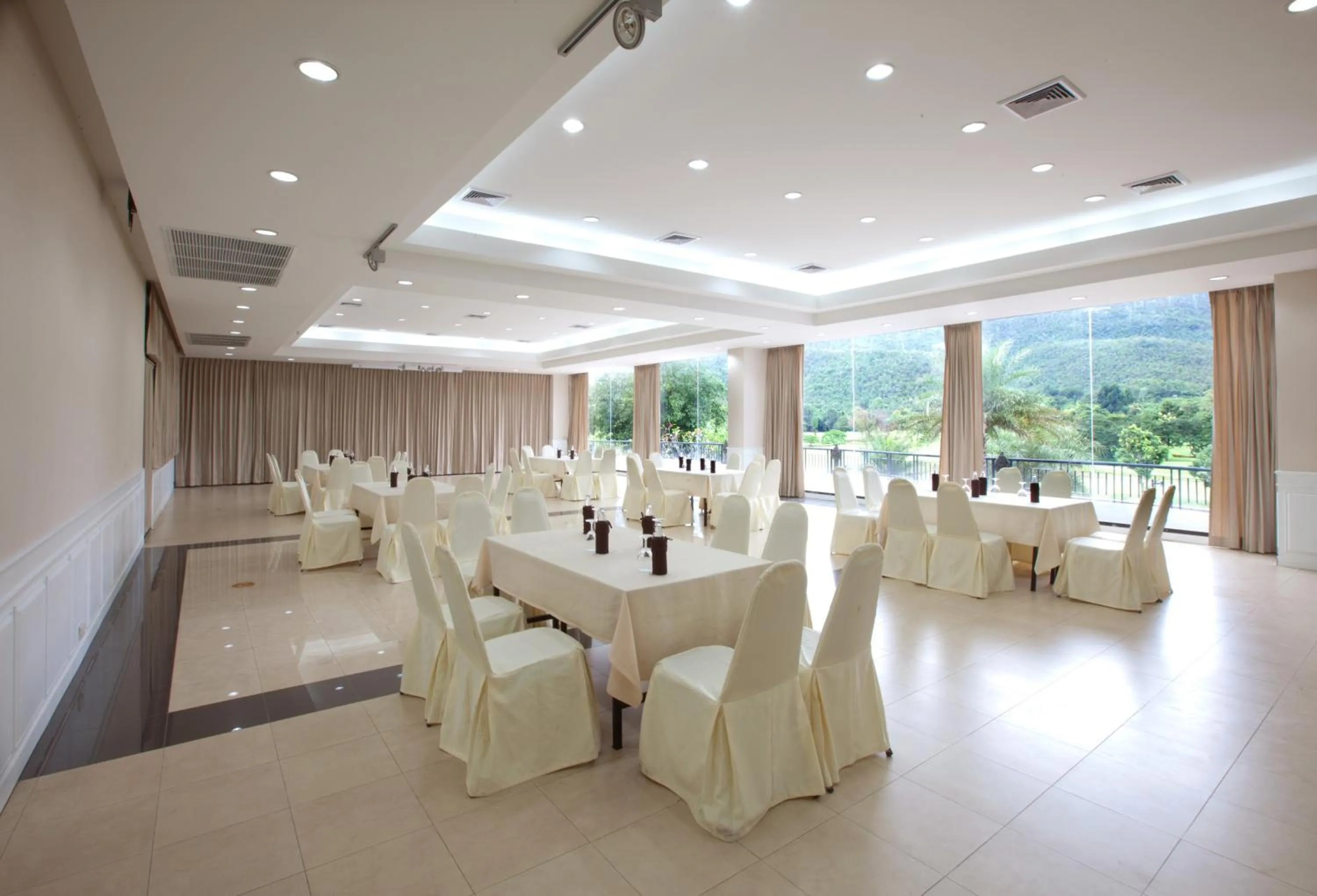 Alpine Golf Resort Chiang Mai