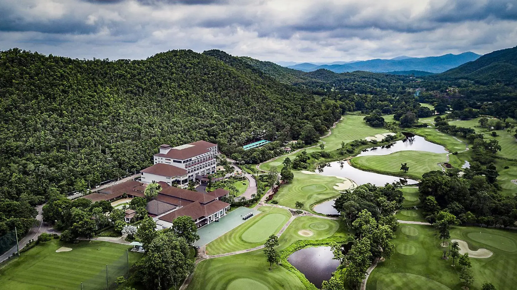 Alpine Golf Resort Chiang Mai Alpine Golf Resort Chiang Mai