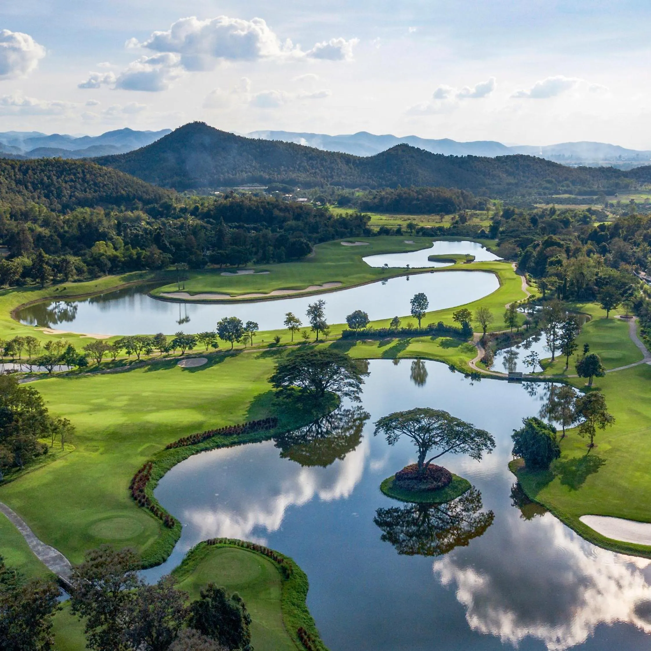 Alpine Golf Resort Chiang Mai