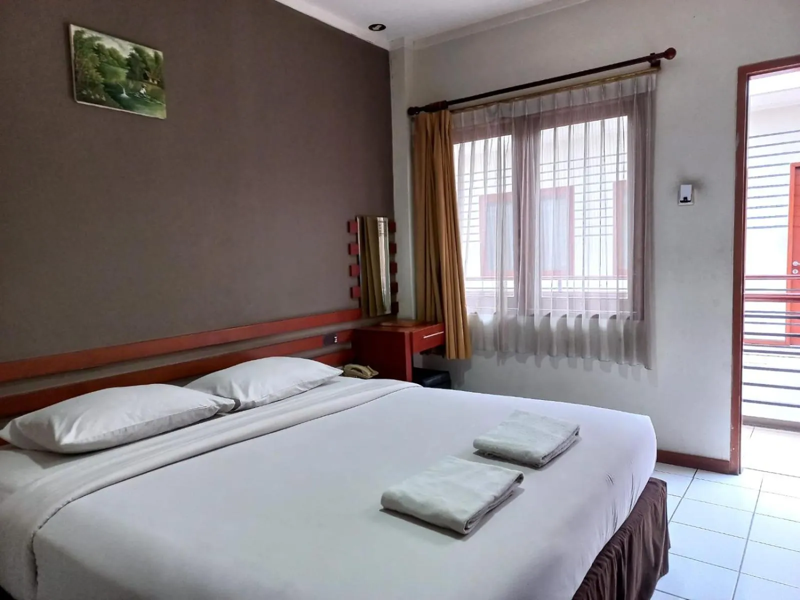 Bed in N Hotel Harmoni Jakarta