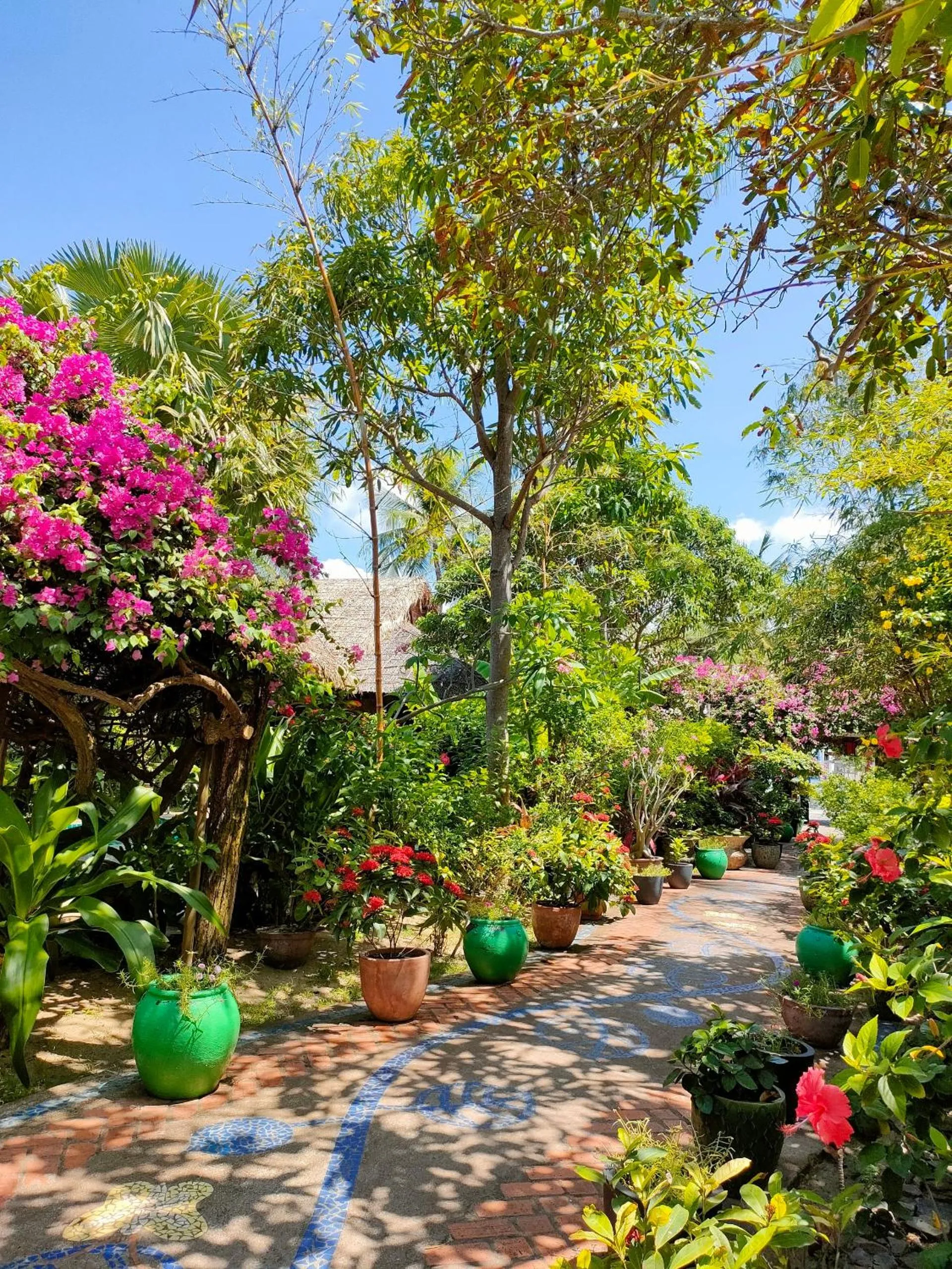 Garden view in Full Moon Beach Resort