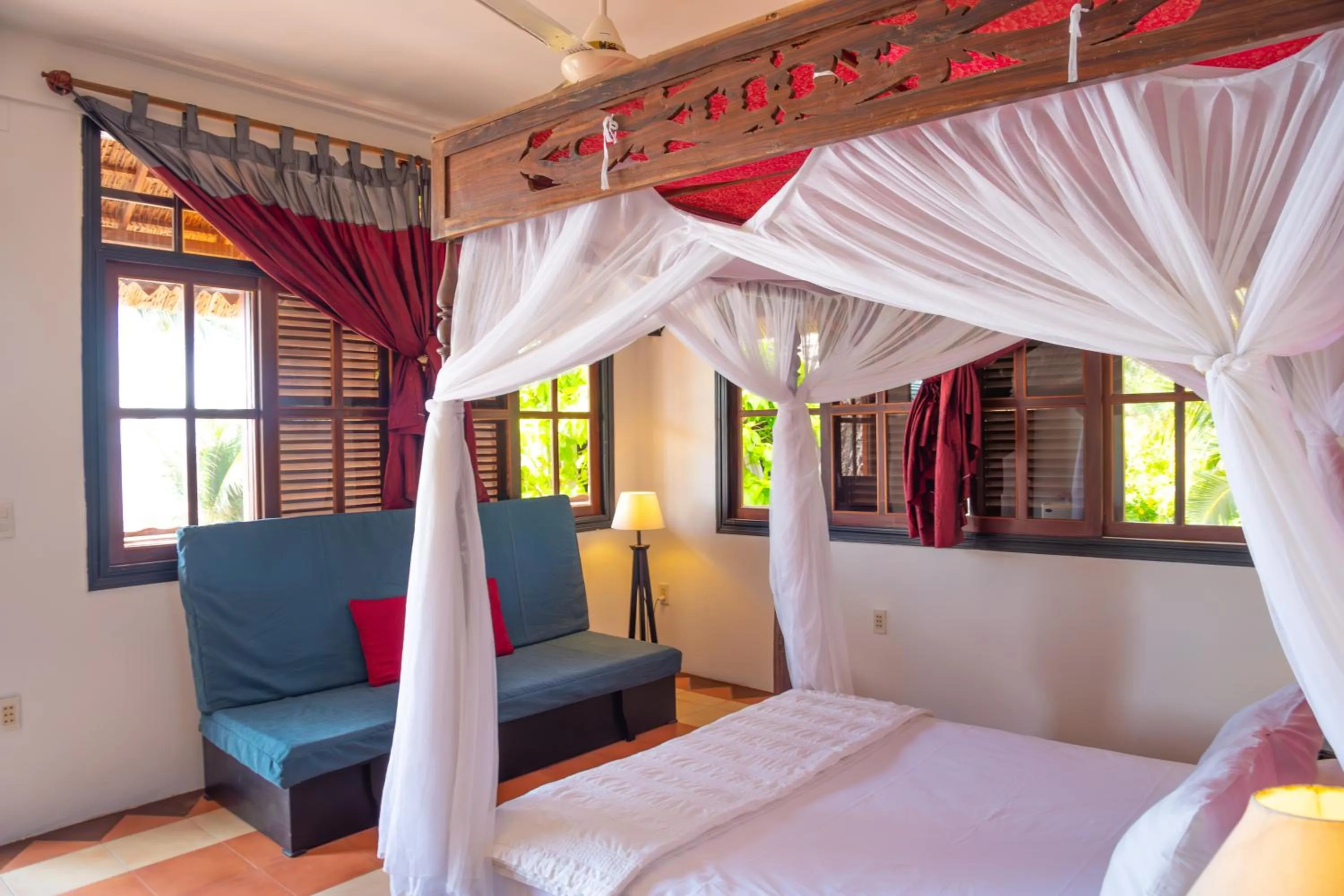 Property building, Bed in Full Moon Beach Resort