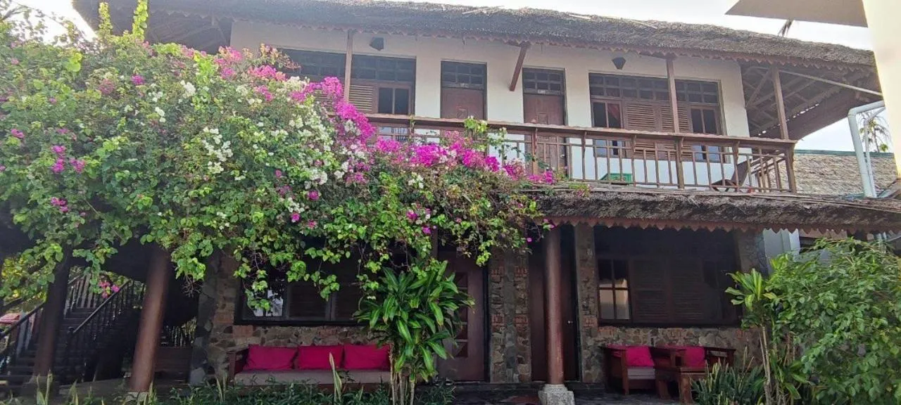 Property building in Full Moon Beach Resort