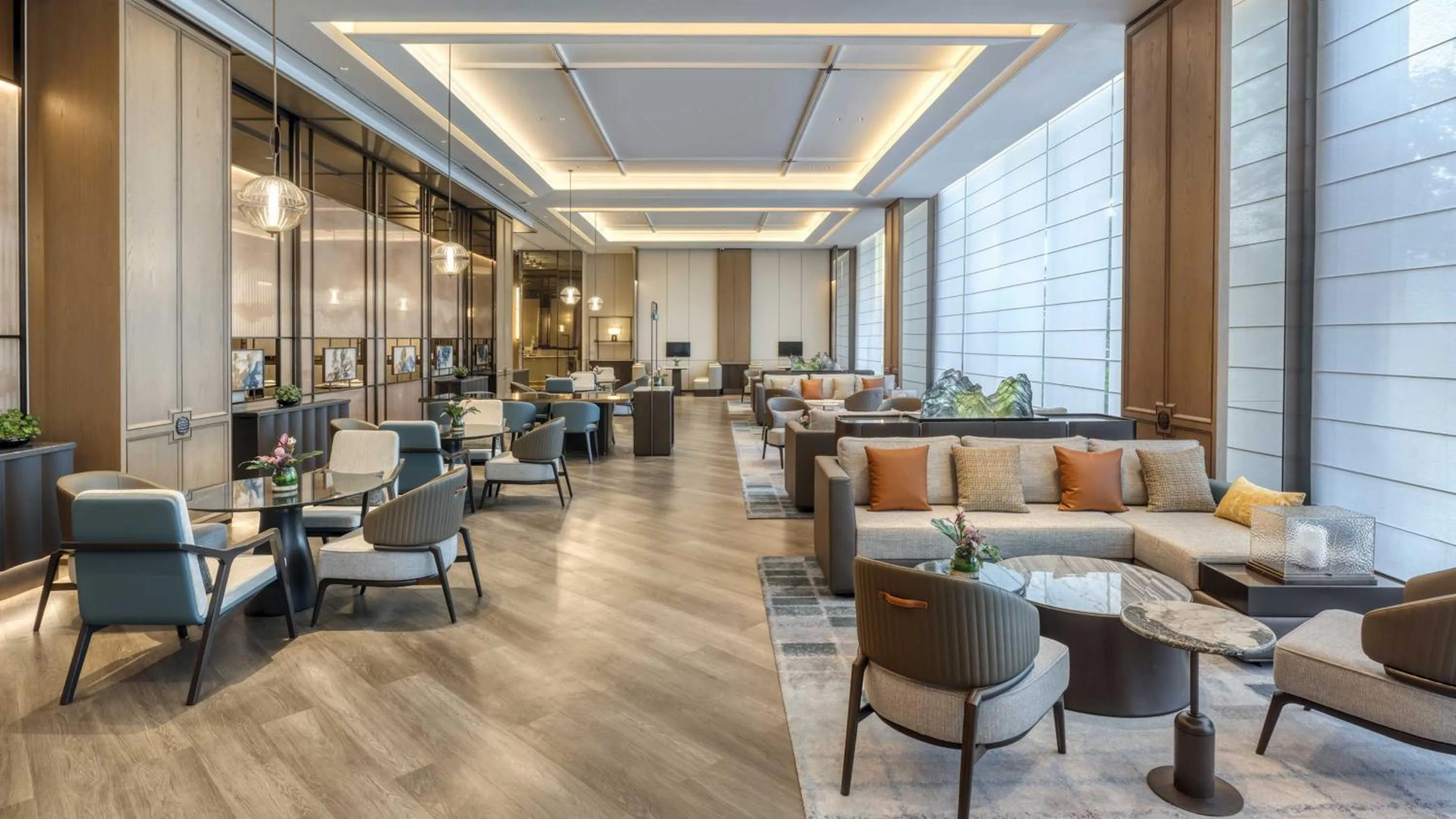 Lounge or bar in Crowne Plaza Rugao