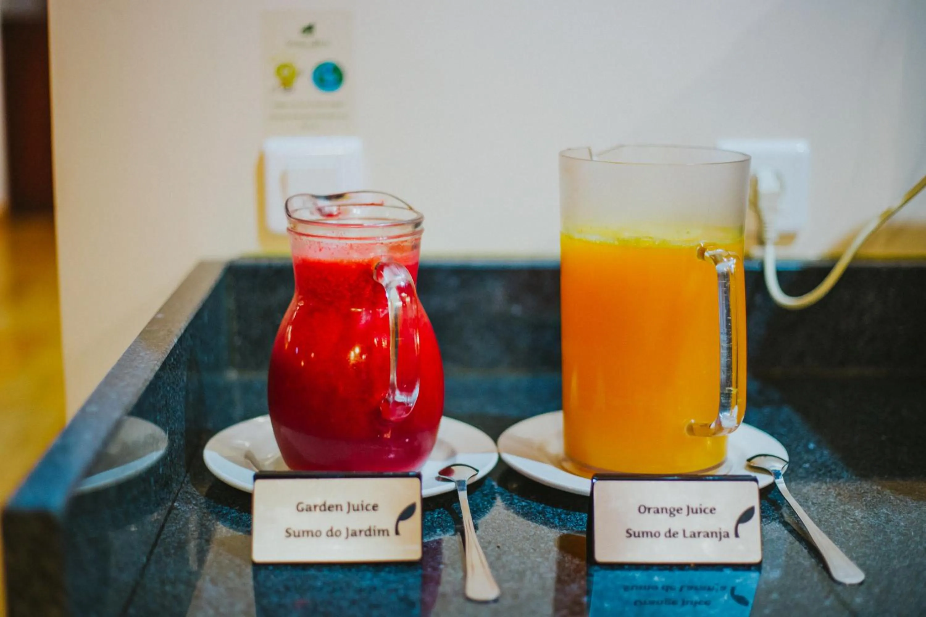 Drinks in Solar da Bica