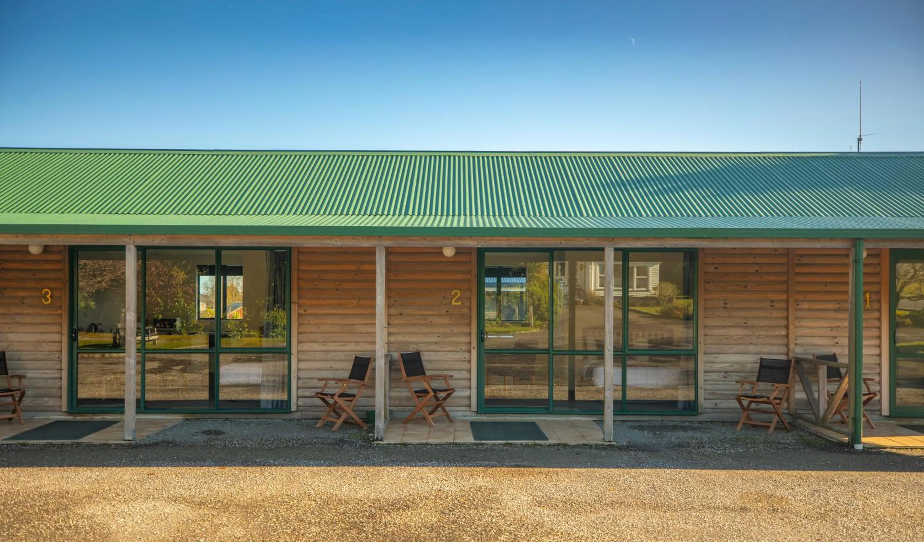 Property building in Rainforest Motel