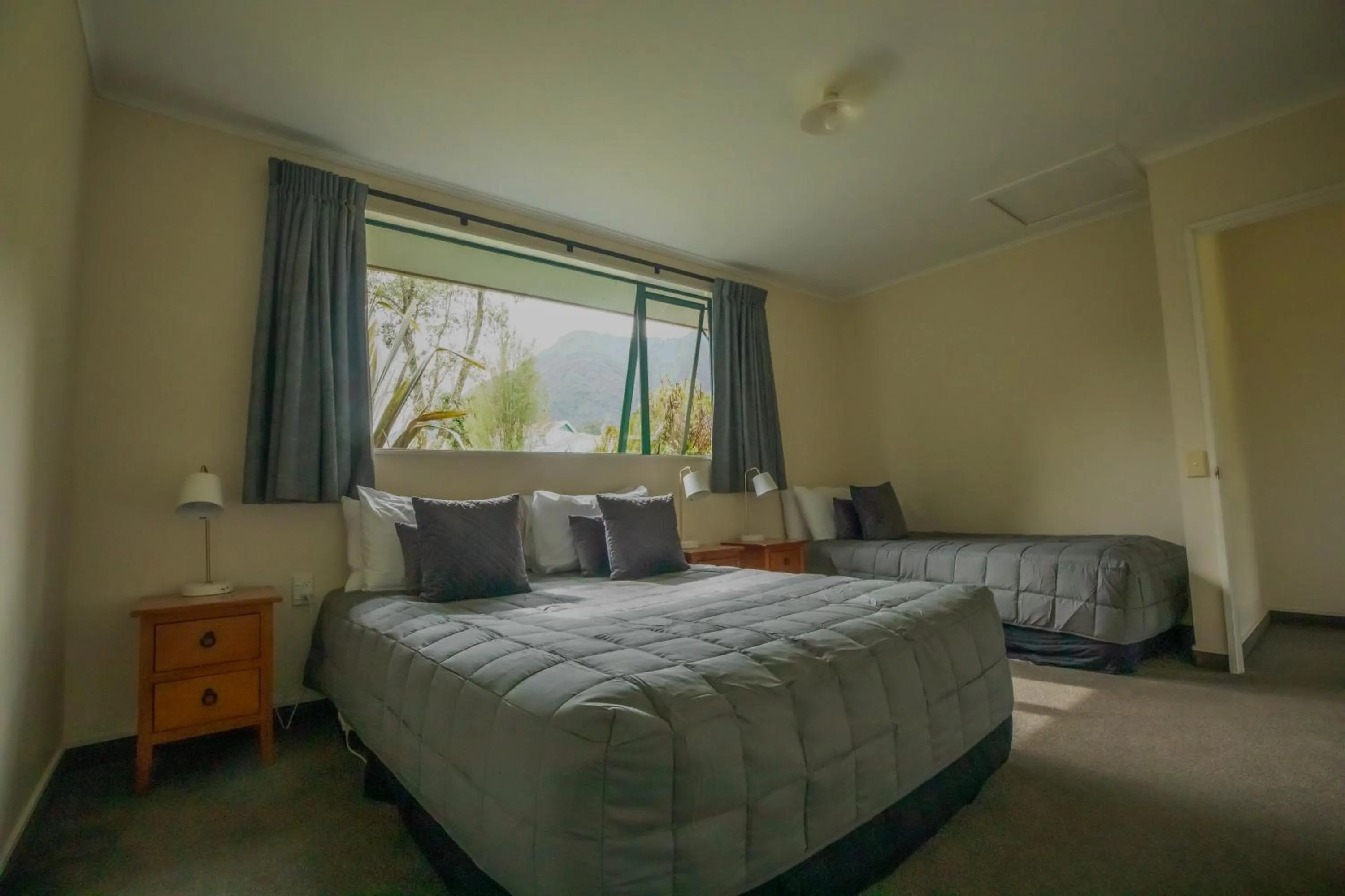 Bed in Rainforest Motel