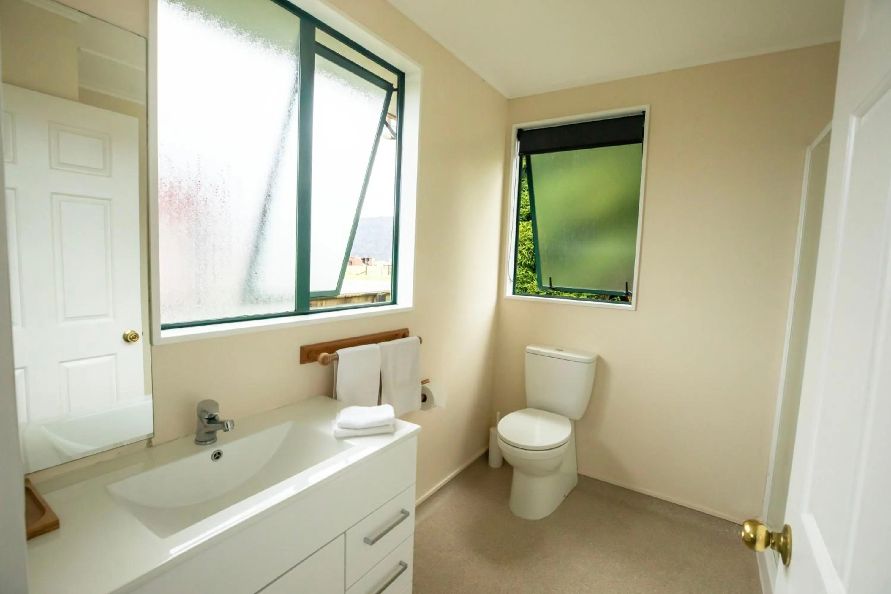 Toilet in Rainforest Motel