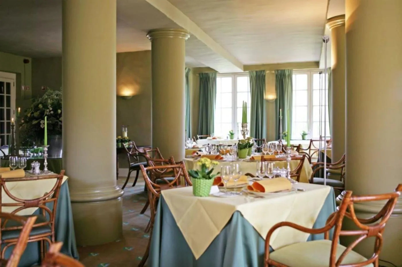 Restaurant/places to eat in Bossenstein Golf & Polo Club