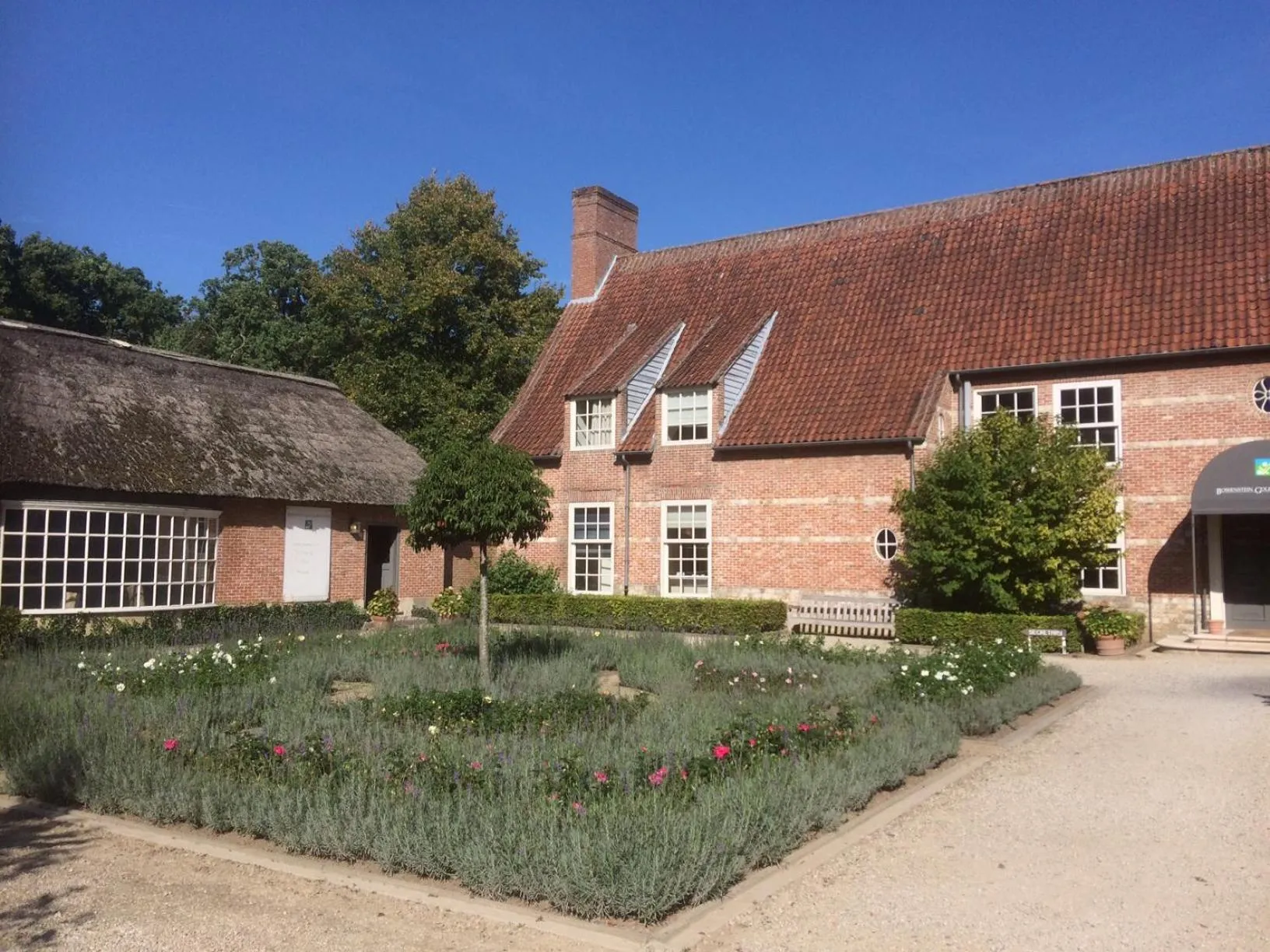 Property building in Bossenstein Golf & Polo Club