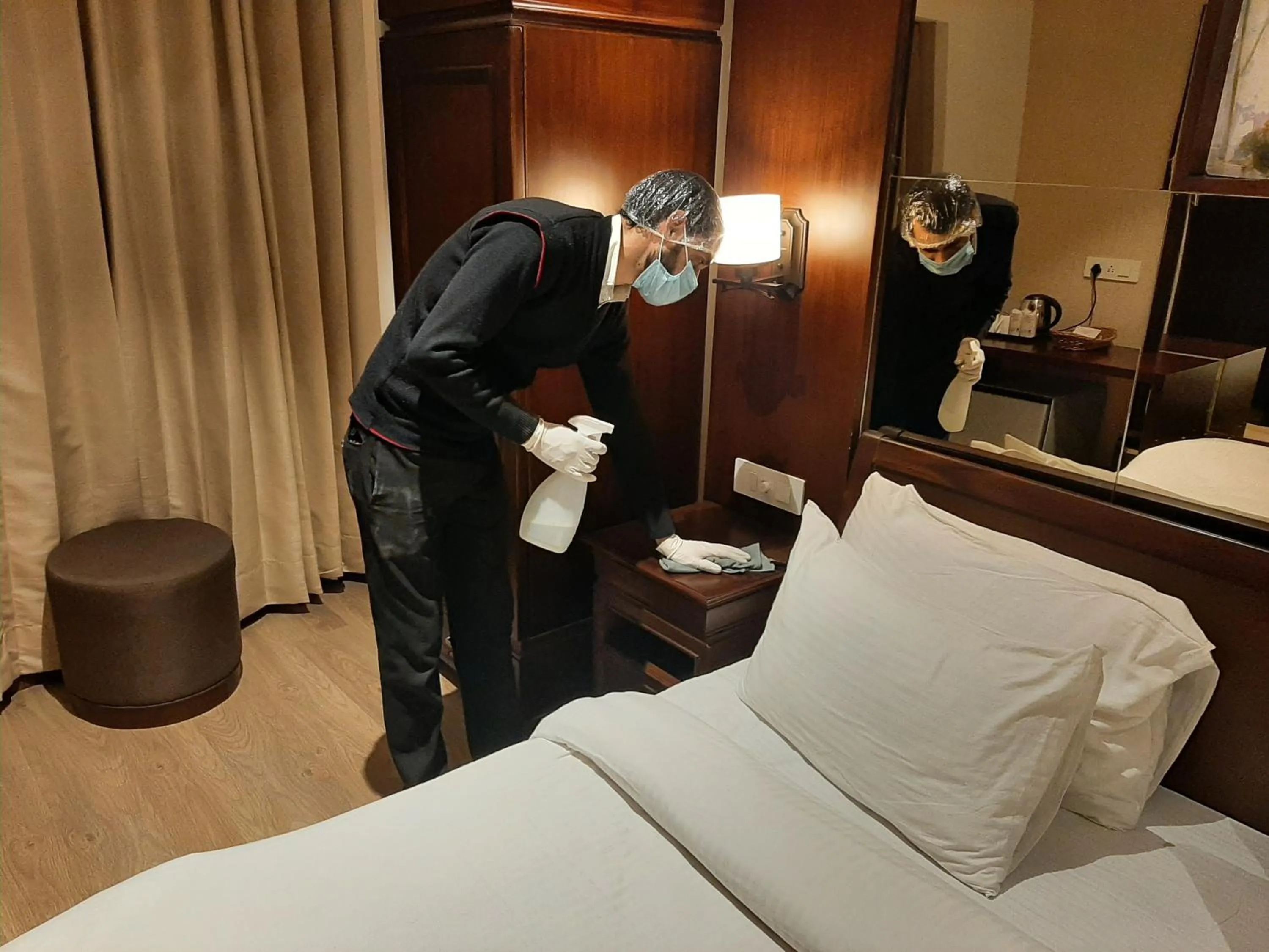 Staff, Bed in Hotel Golden Tower Near Heritage Street