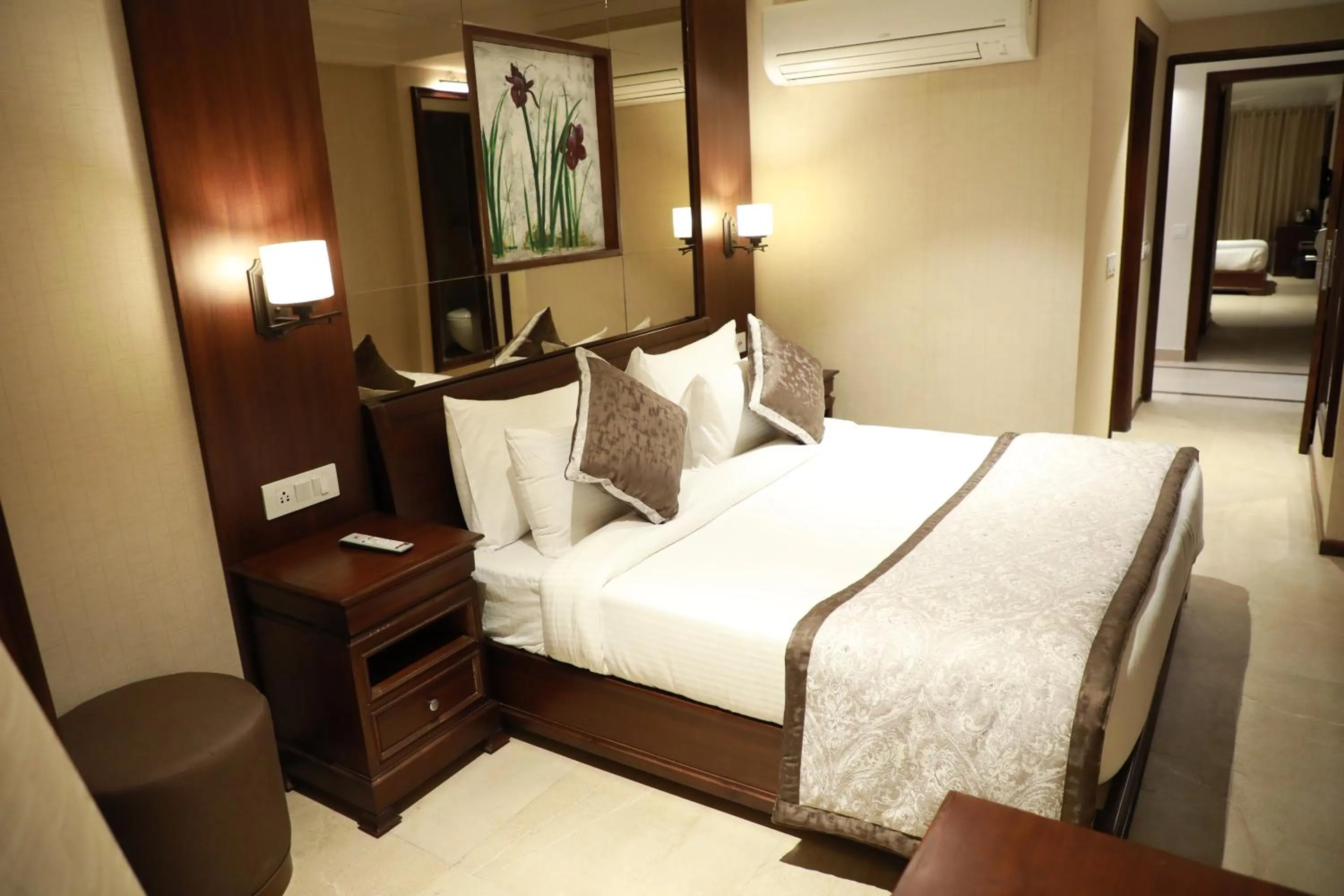 Bedroom, Bed in Hotel Golden Tower Near Heritage Street