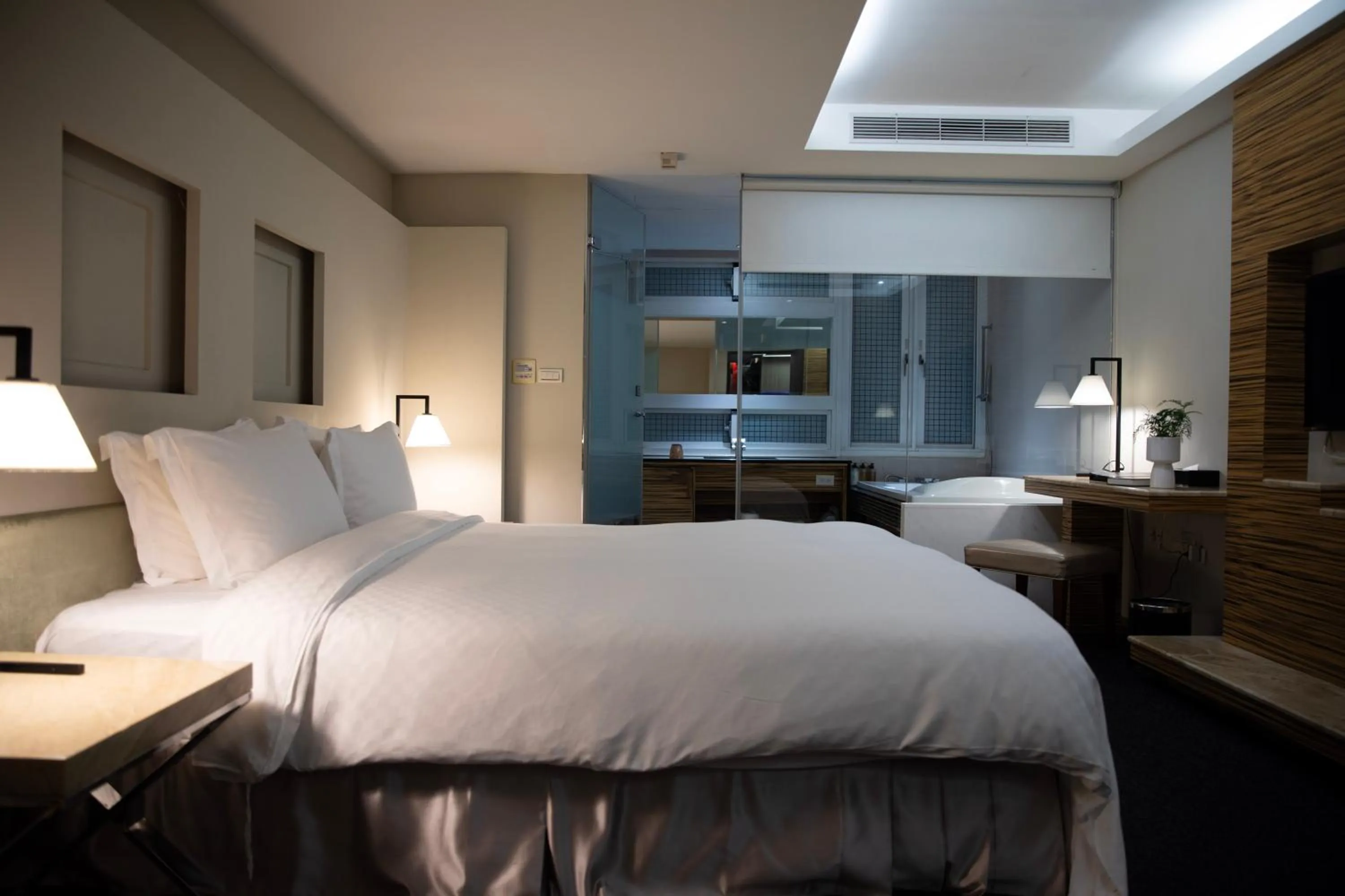 Photo of the whole room, Bed in Kapok Hotel & Resorts