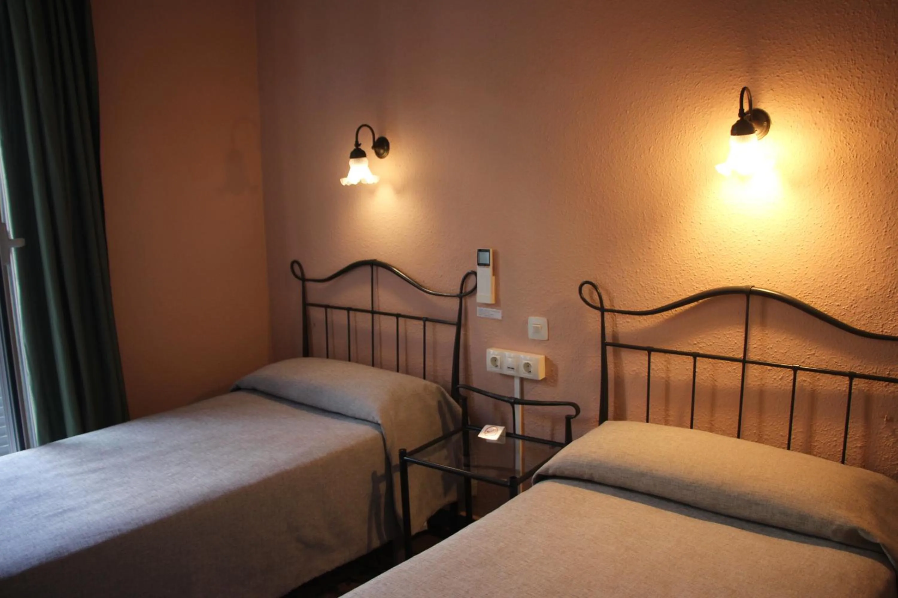 Bed in Hotel Peninsular