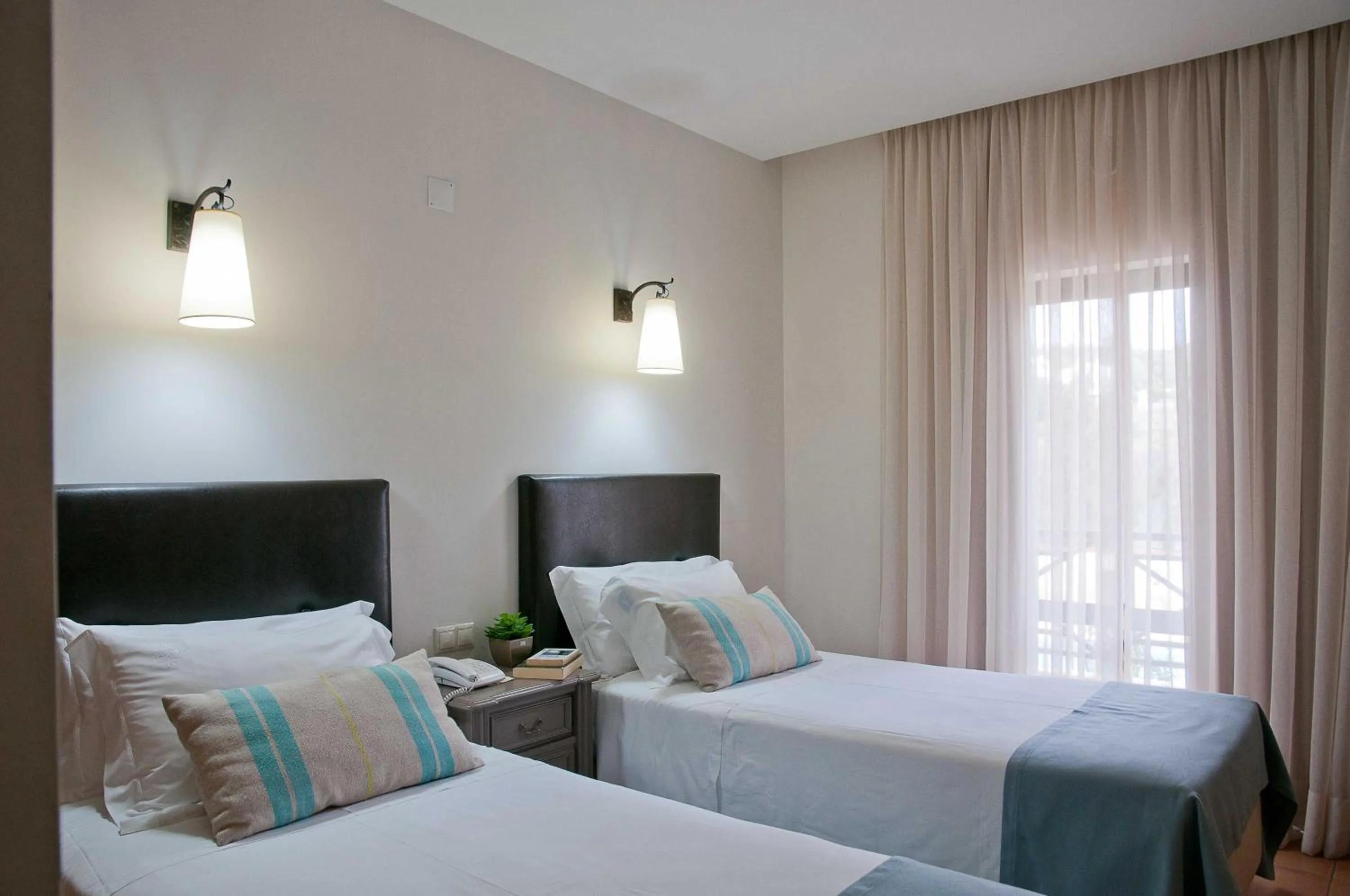 Photo of the whole room, Bed in Hotel Parque das Laranjeiras