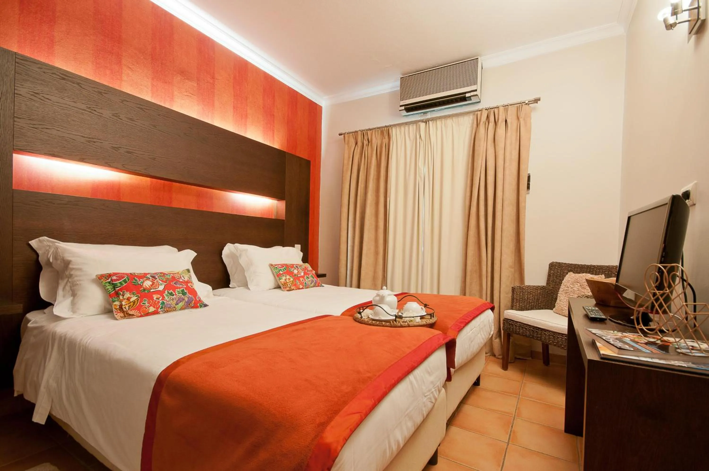 Photo of the whole room, Bed in Hotel Parque das Laranjeiras