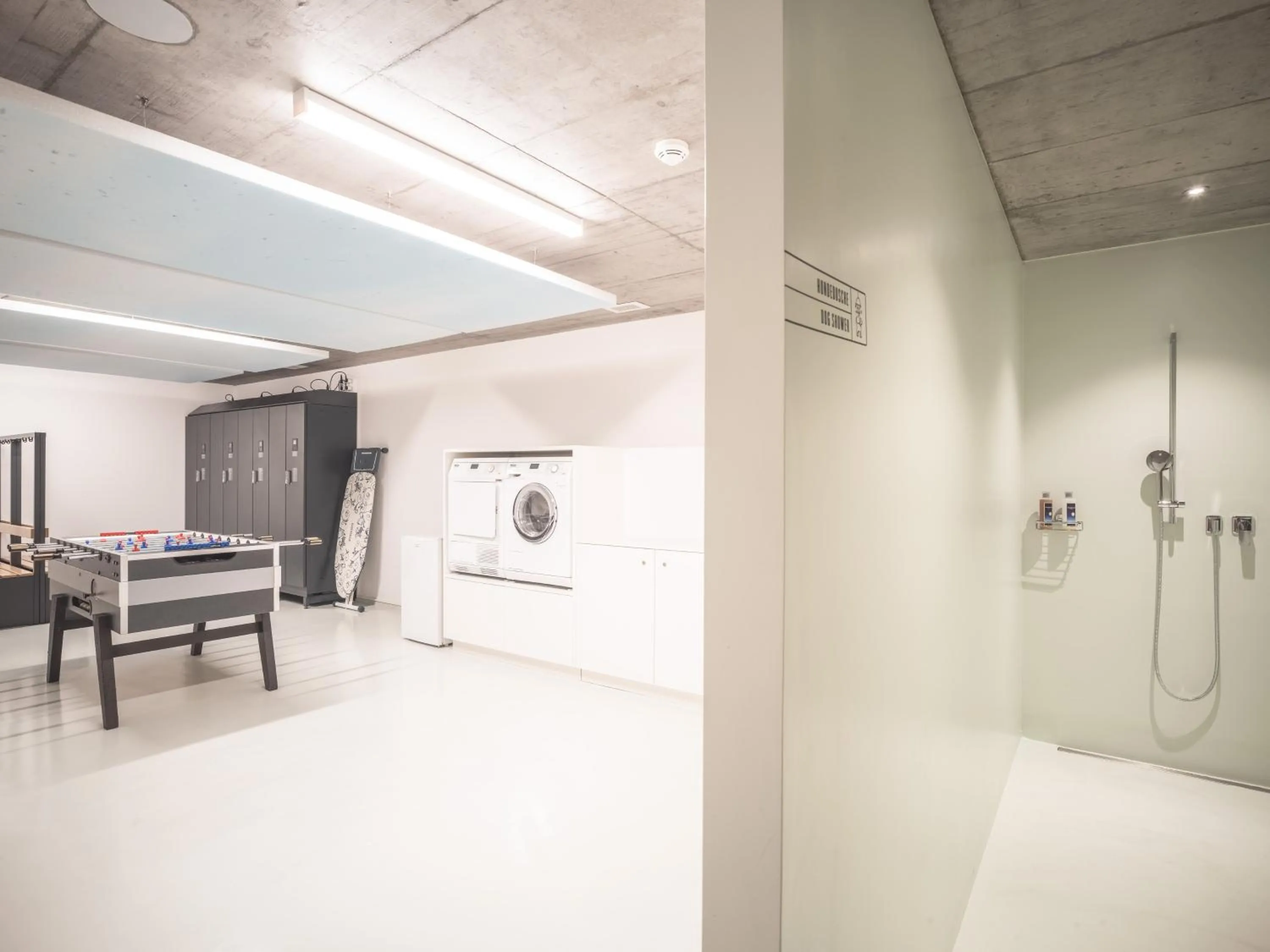 Shower in Lodge Hof Weissbad