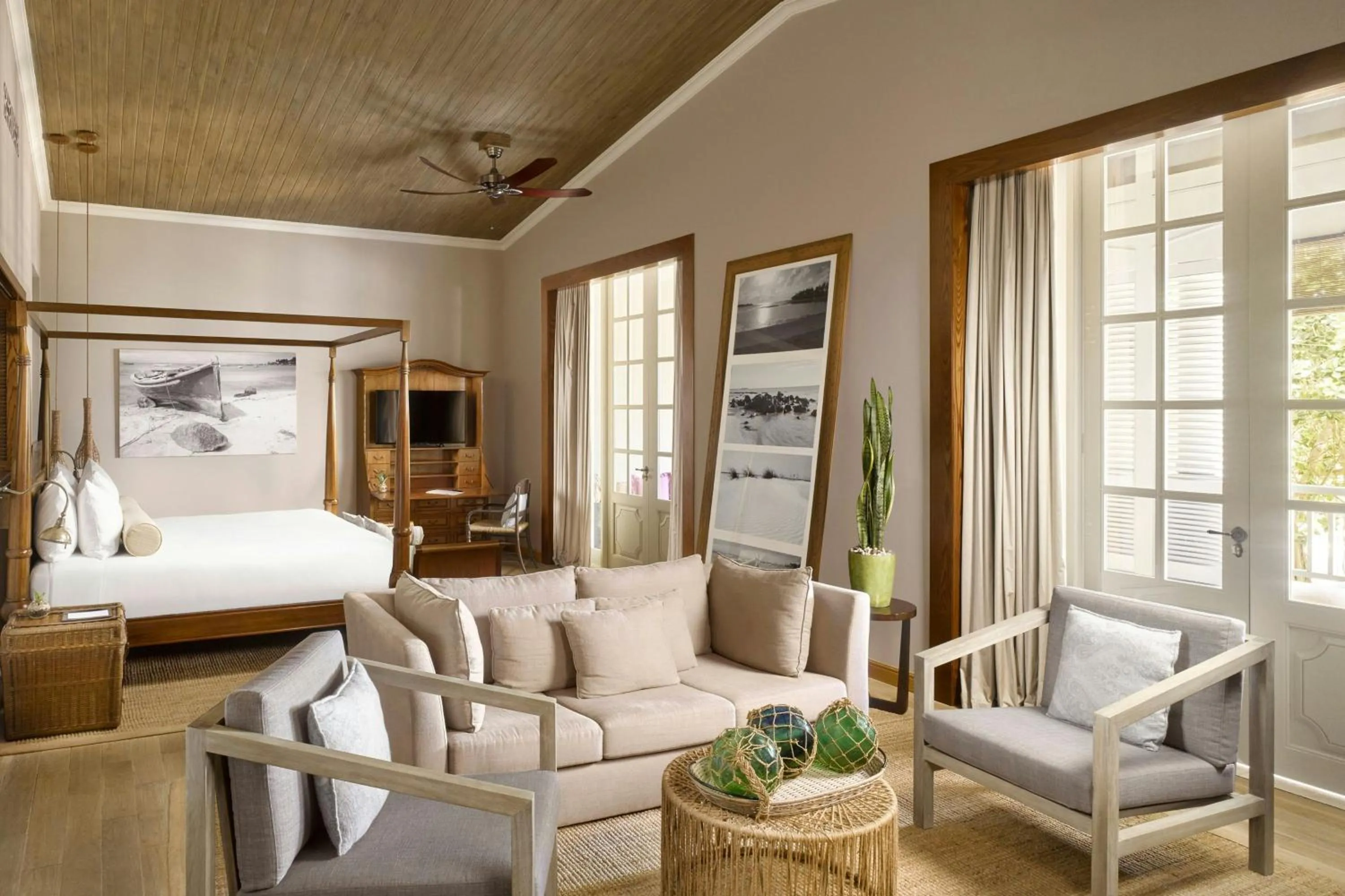 Bedroom in The St. Regis Le Morne Resort, Mauritius