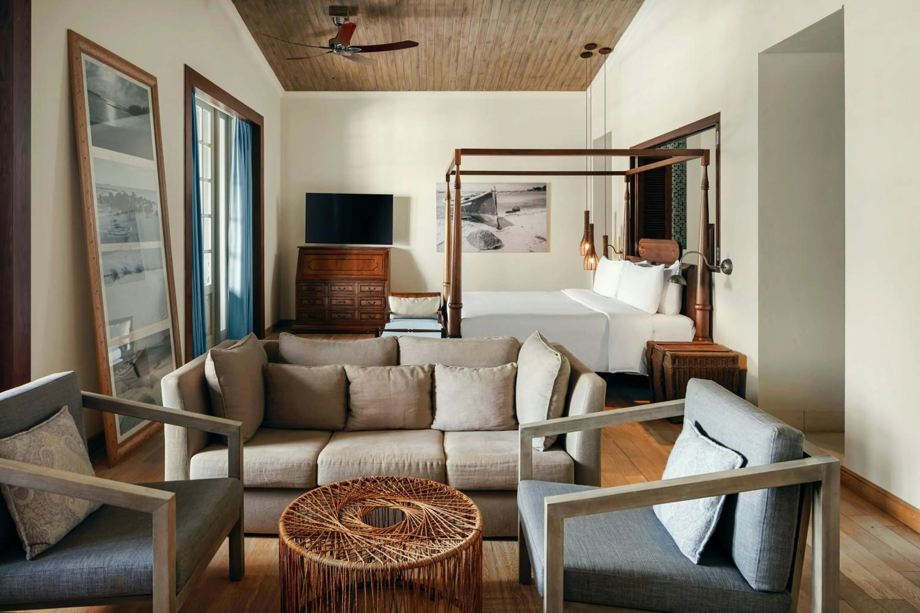 Photo of the whole room in The St. Regis Le Morne Resort, Mauritius